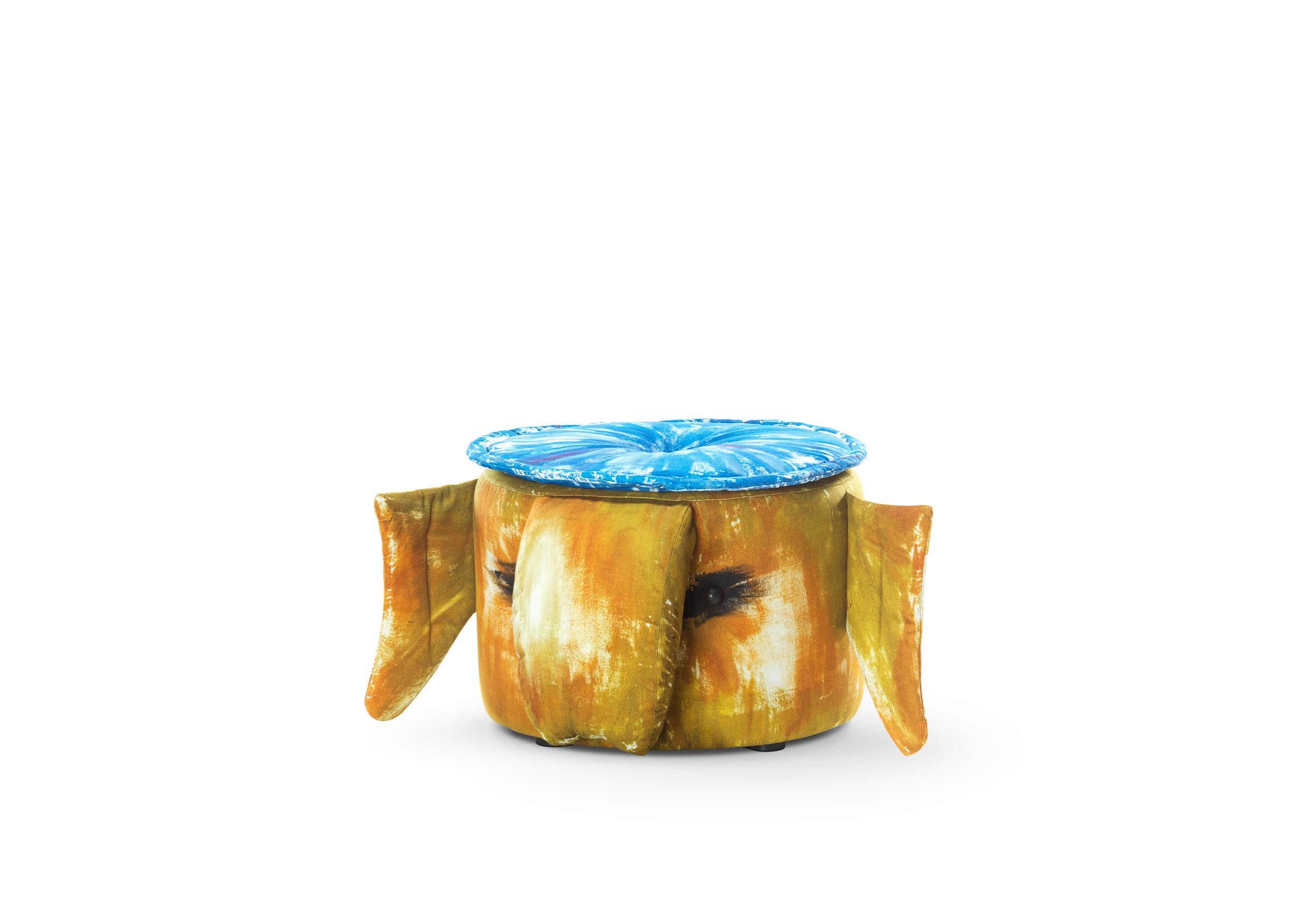 Des créatures légendaires qui composent un canapé modulable. Des objets sculpturaux et fonctionnels pour caractériser un intérieur plein de légèreté, et transformer chaque pièce en une aventure inoubliable.

Gli Amici de Gaetano Pesce pour Meritalia