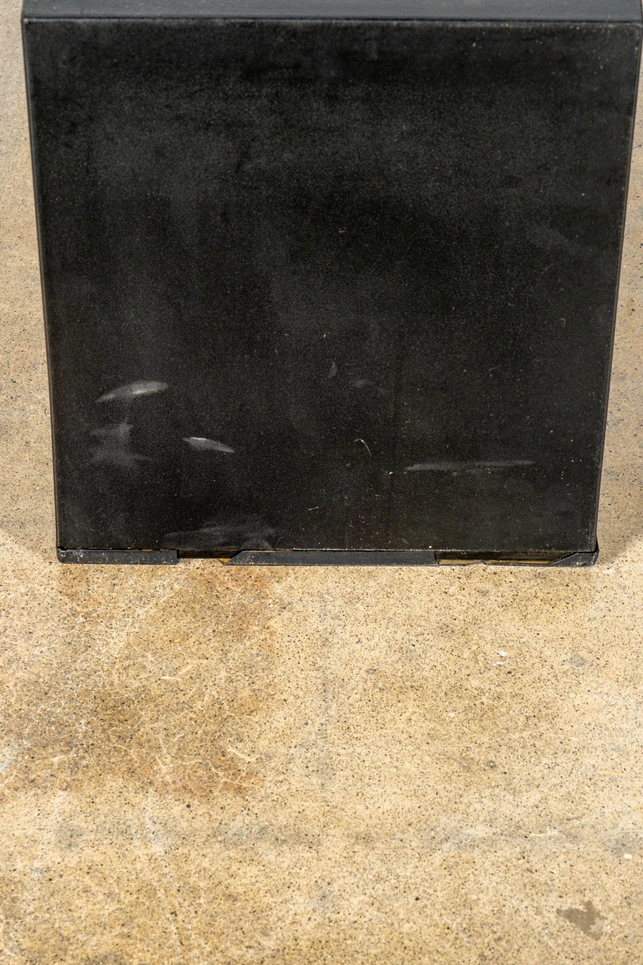 Tables d'appoint modulaires 