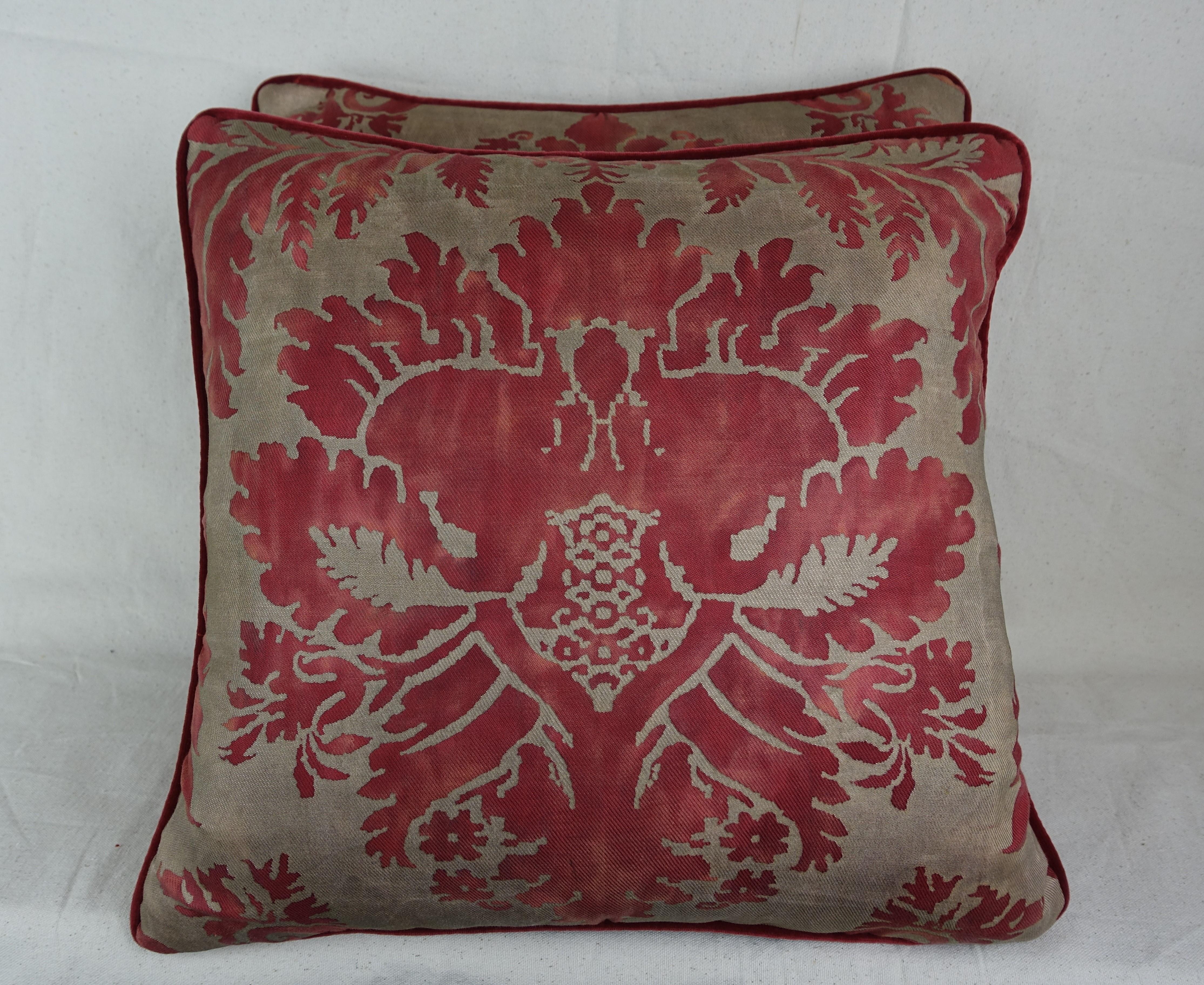 Glicine Patterned Red and Gold Fortuny Pillows, a Pair In Excellent Condition In Los Angeles, CA
