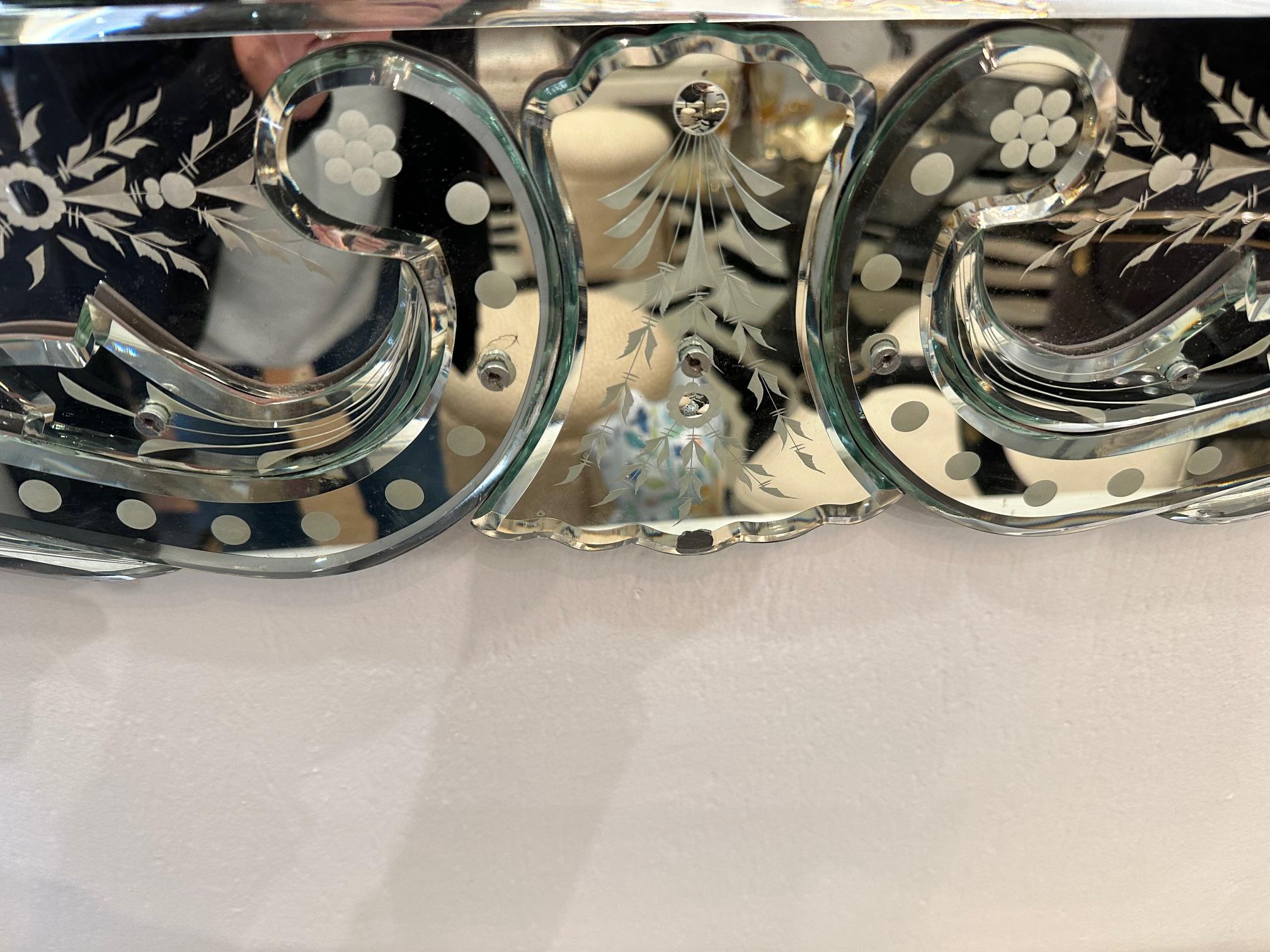 Glitzernder & glamouröser Spiegel im venezianischen Stil (Ende des 20. Jahrhunderts) im Angebot