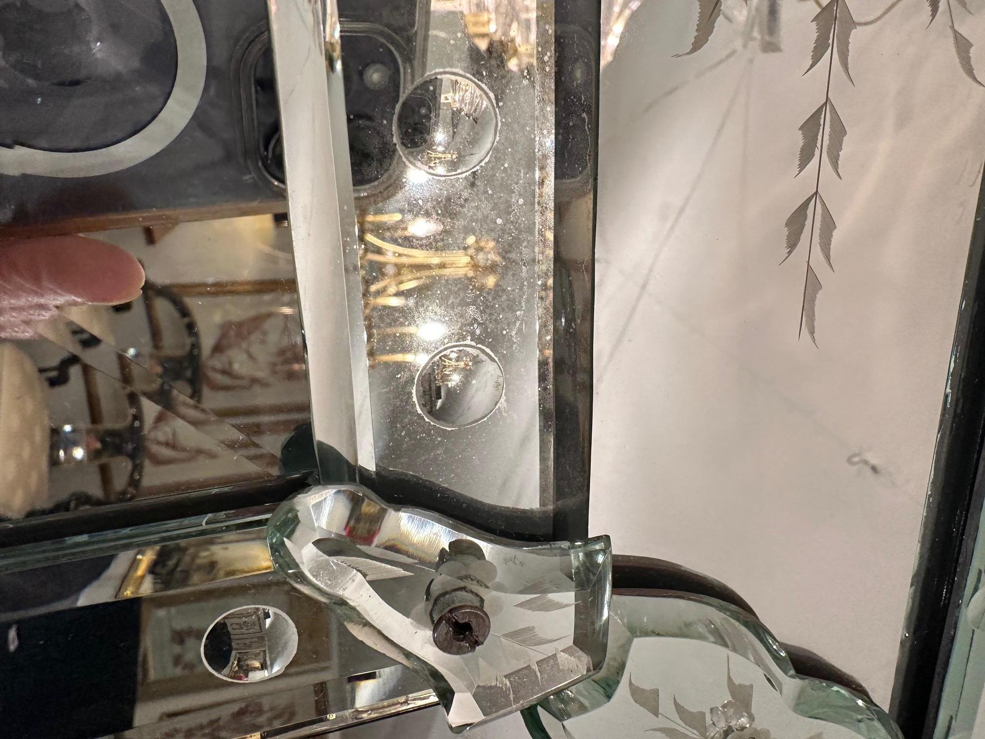 Glistening & Glamorous Venetian Style Mirror For Sale 3