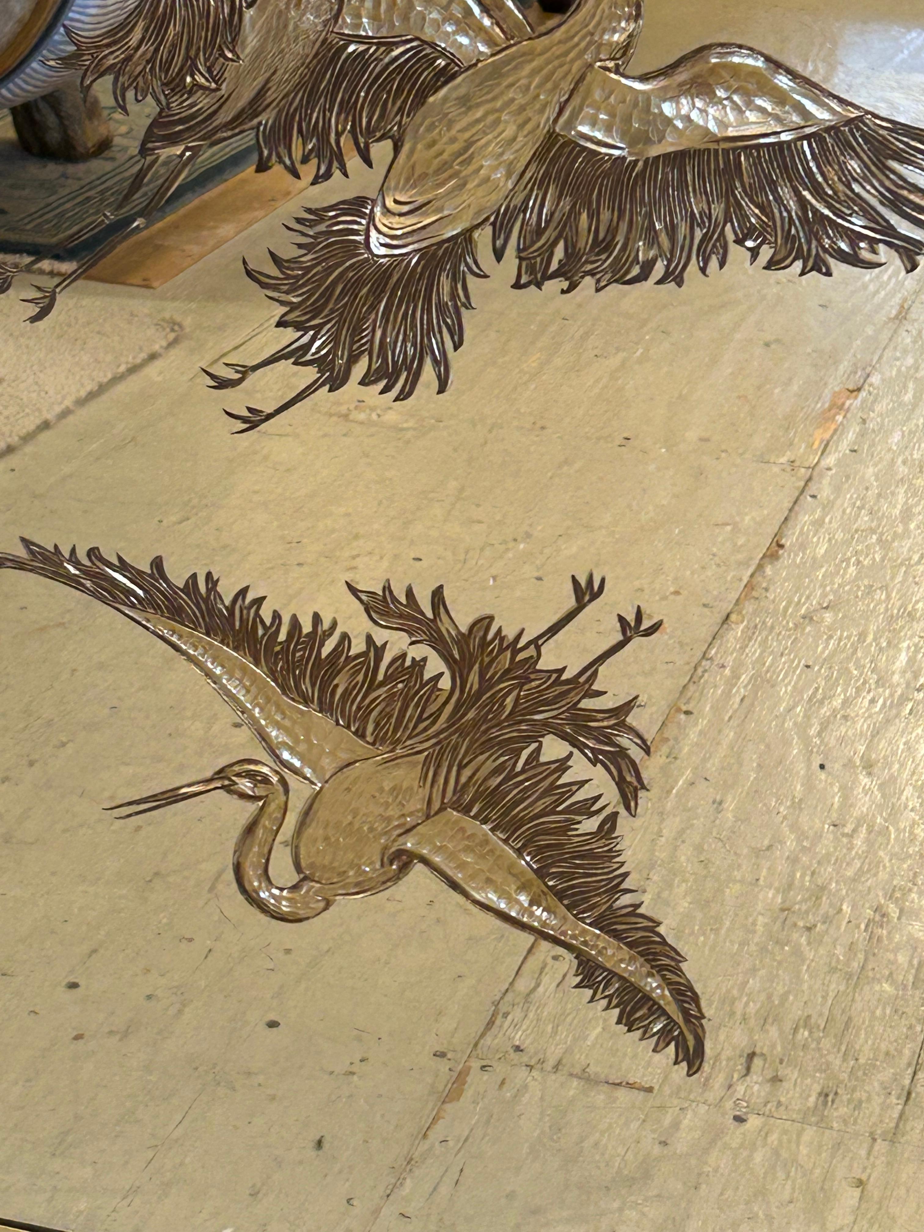 Realizzato con acquaforte Specchio inciso Hollywood Regency scintillante con inserti in ottone e oro in vendita