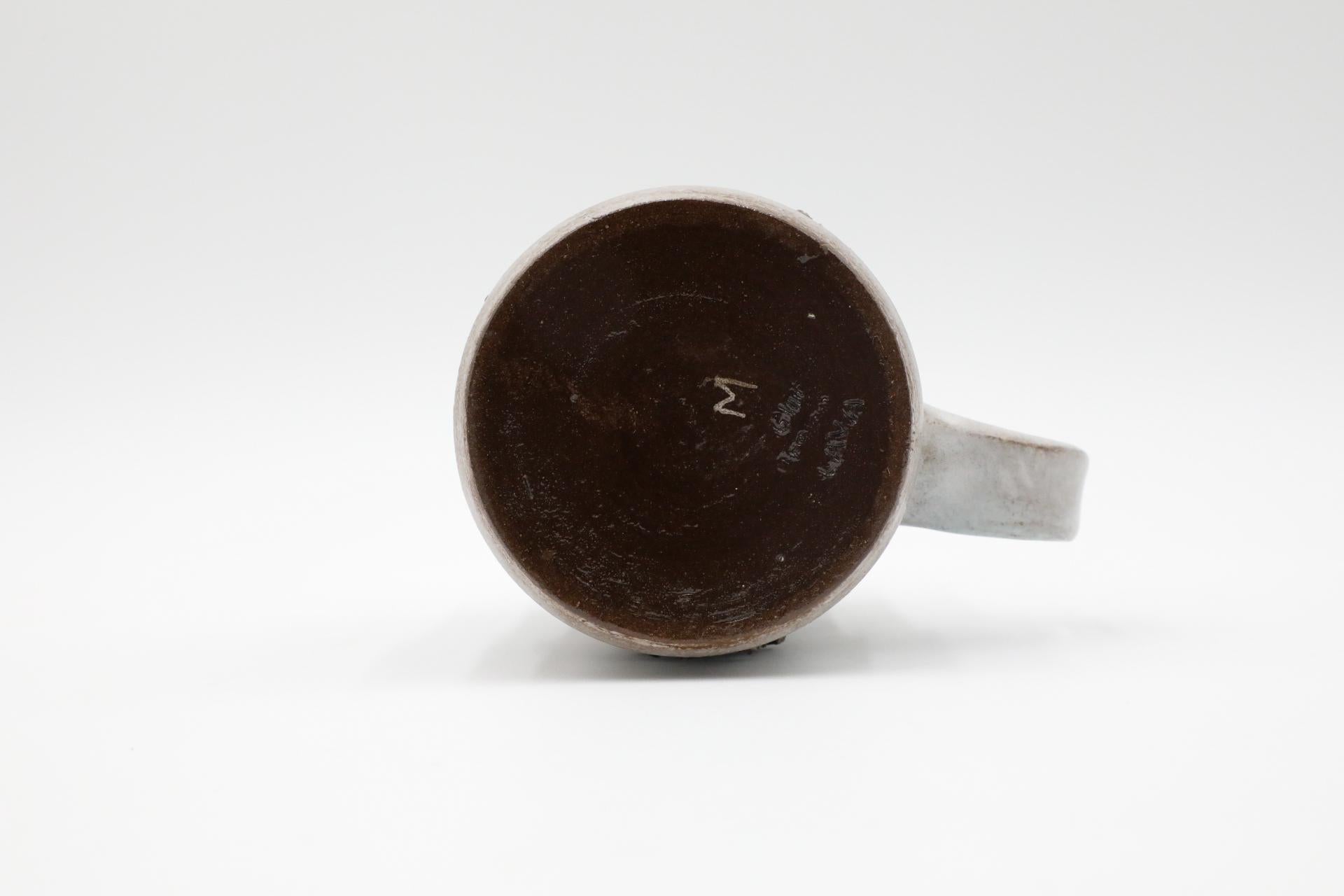 Glit HF Icelandic Mid-Century Fat Lava Ceramic Set of Mugs, Pot & Plate en vente 12