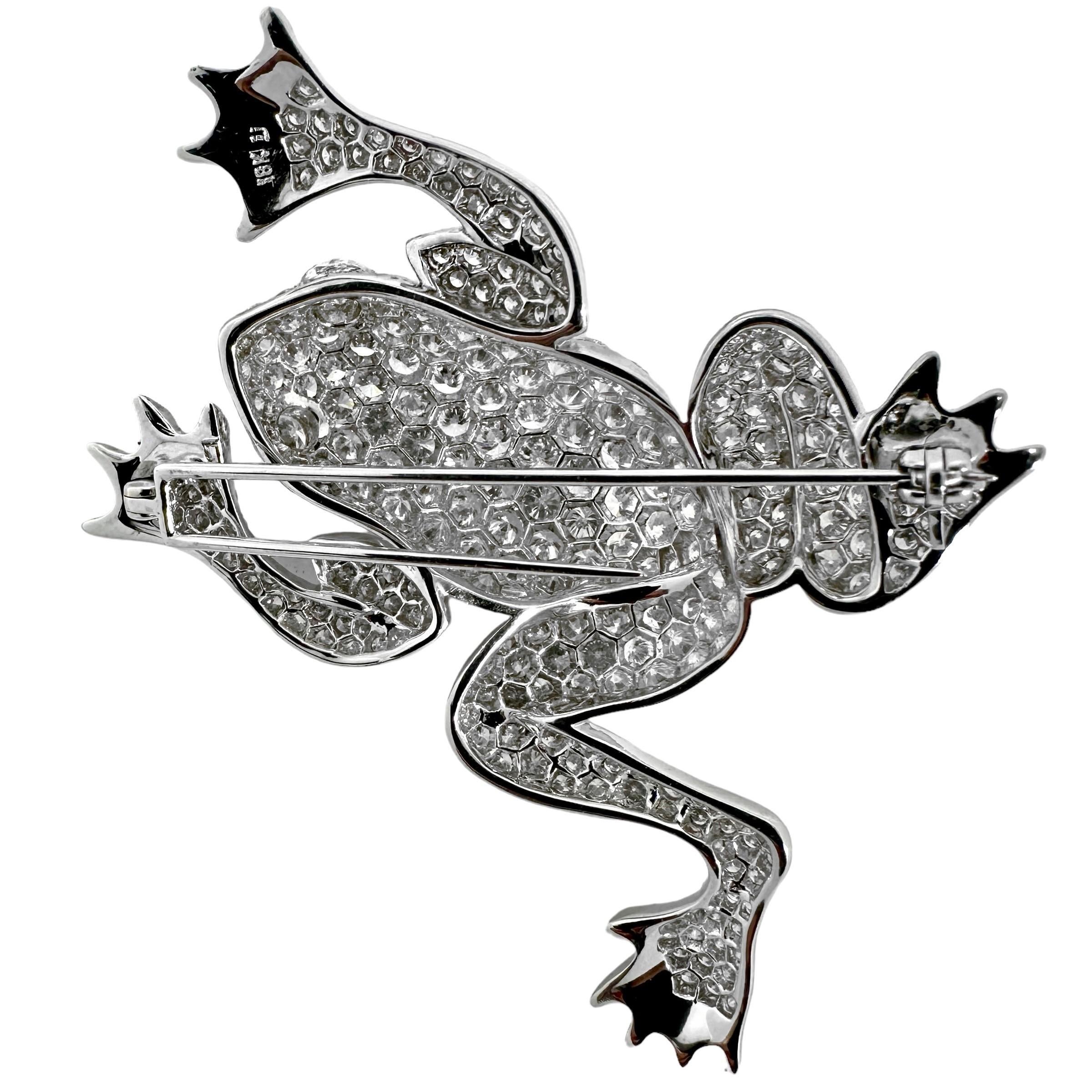 Brillante broche de oro blanco de 18 quilates con incrustaciones de diamantes Rana saltarina de 9,50cts en Bueno Estado en Palm Beach, FL