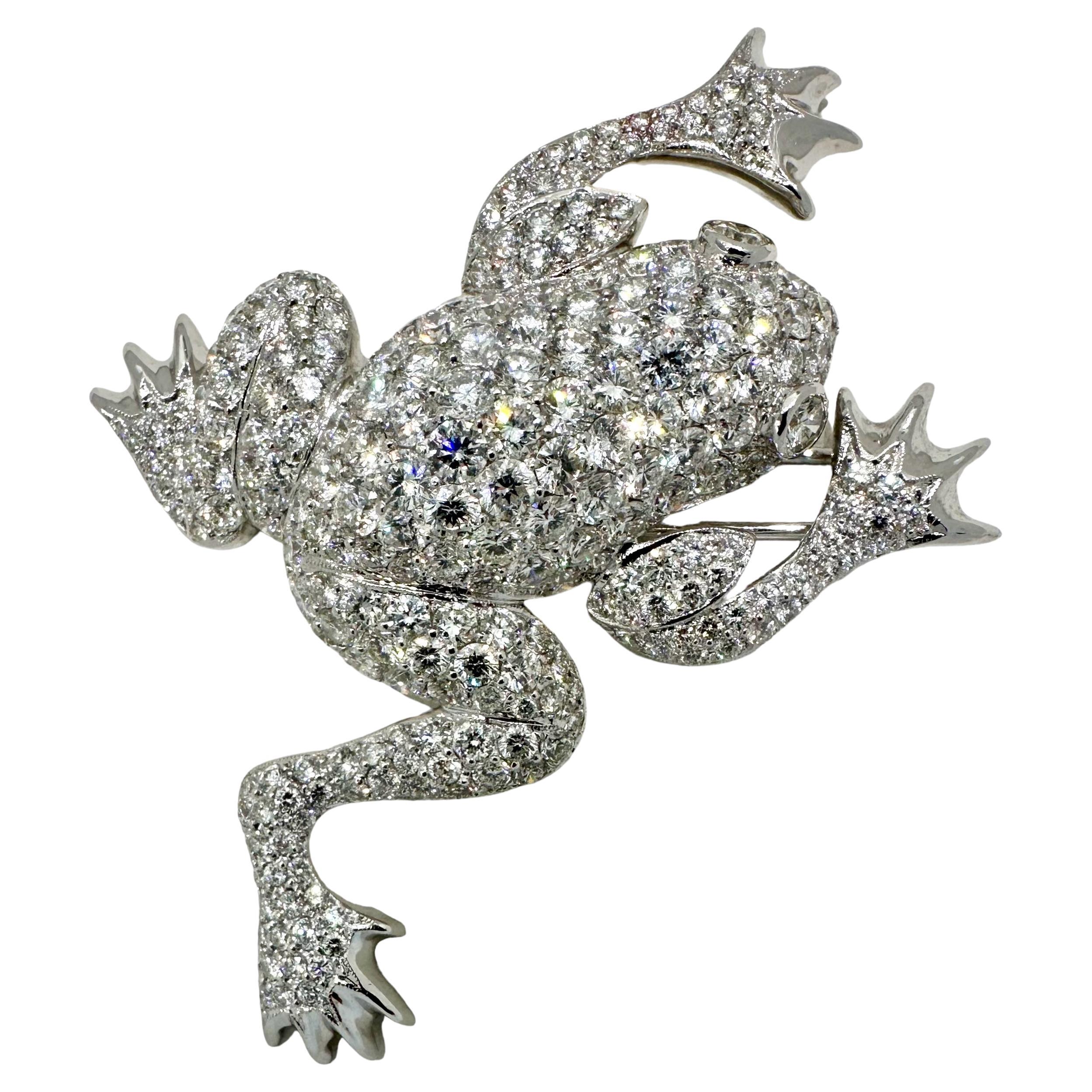 Glittering 18k White Gold Diamond Encrusted Leaping Frog Brooch with 9.50cts For Sale