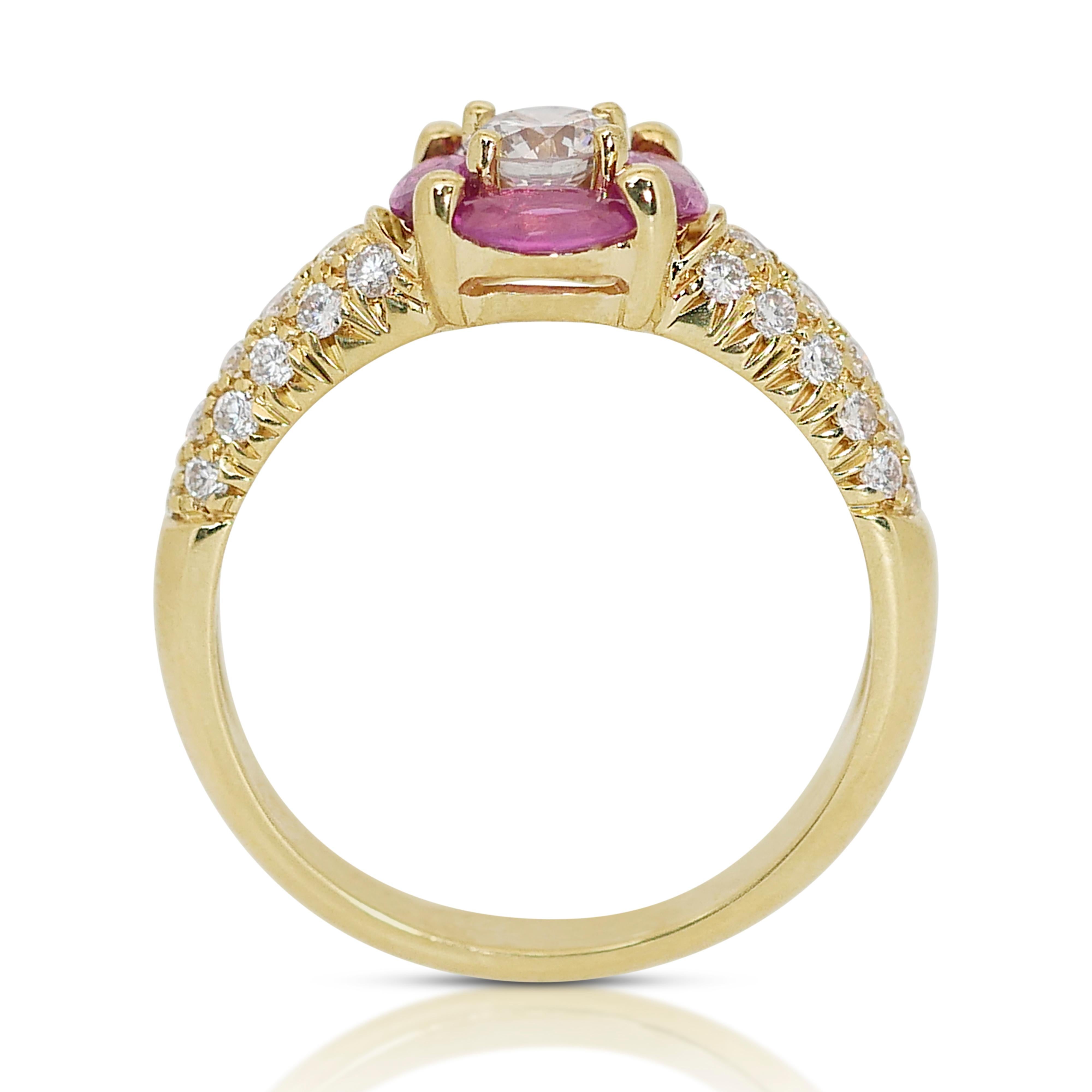 Glittering 18k Yellow Gold Ruby and Diamond Pave Ring w/1.35 ct - IGI Certified  For Sale 2