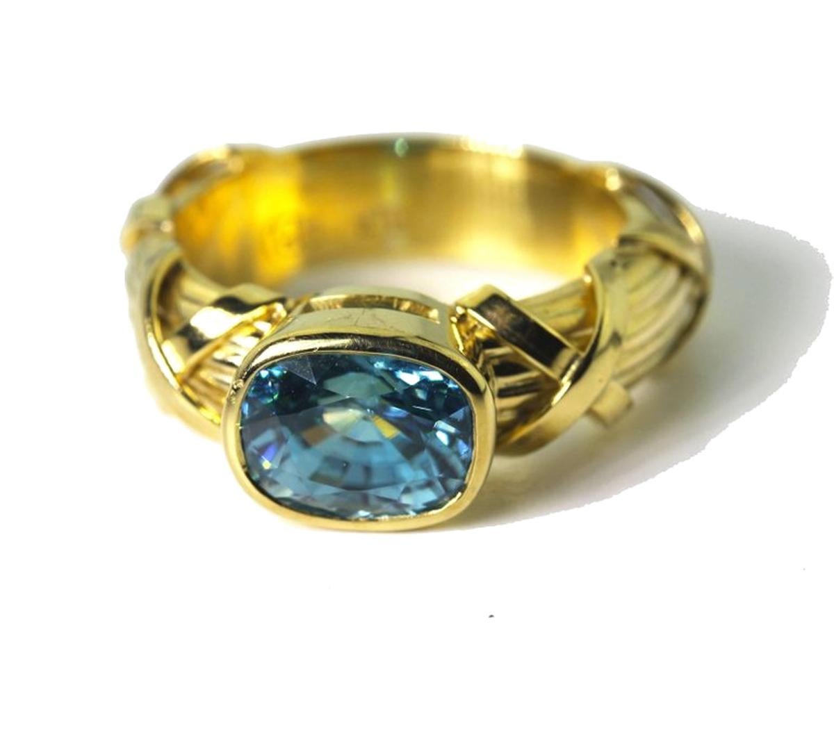 Mixed Cut AJD Contemporary Glittering Handmade 4 Ct Blue Zircon 18KT Yellow Gold Ring For Sale