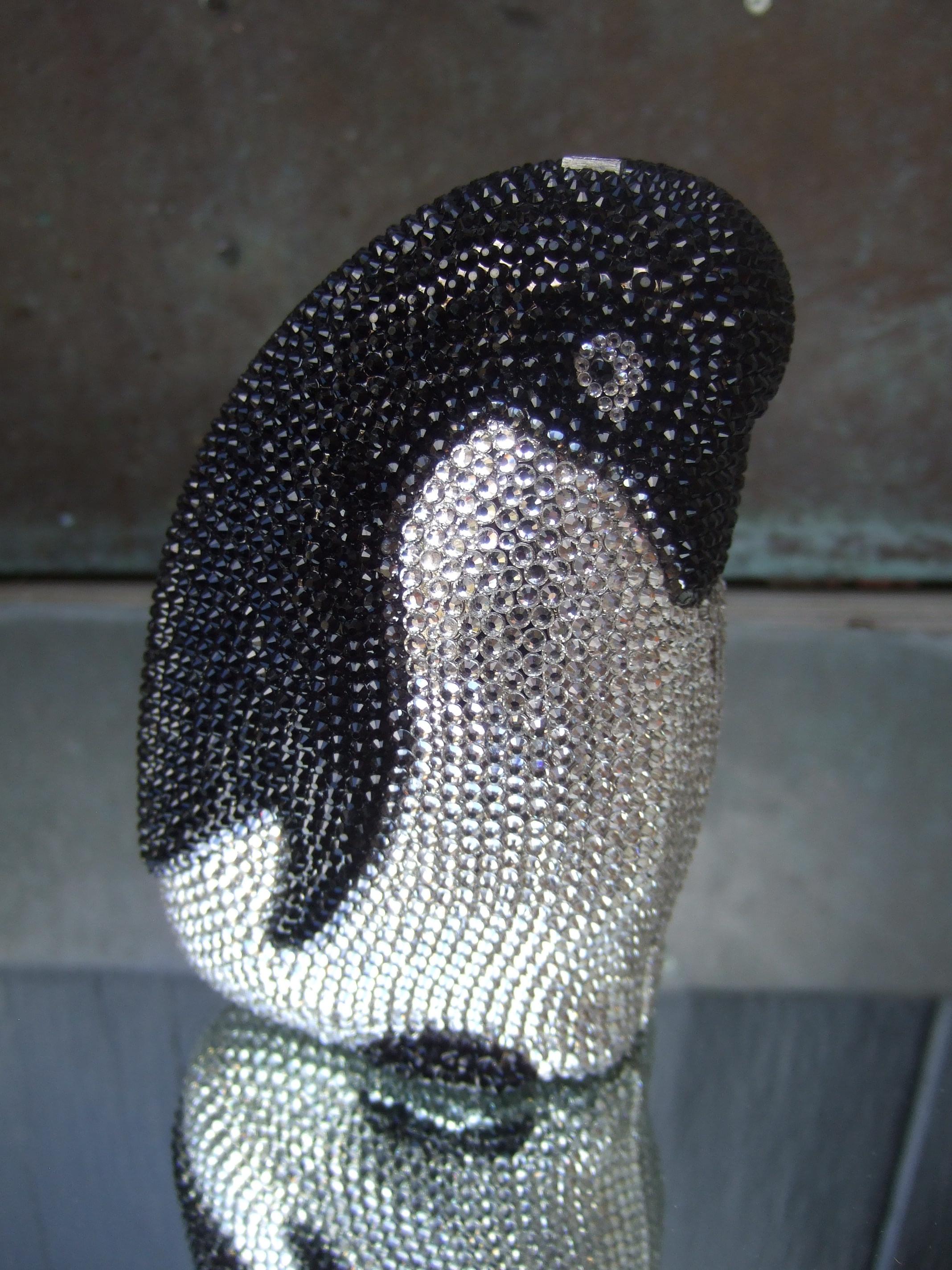 Pingouin incrusté de cristaux scintillants  Sac de soirée c 21e c. en vente 6