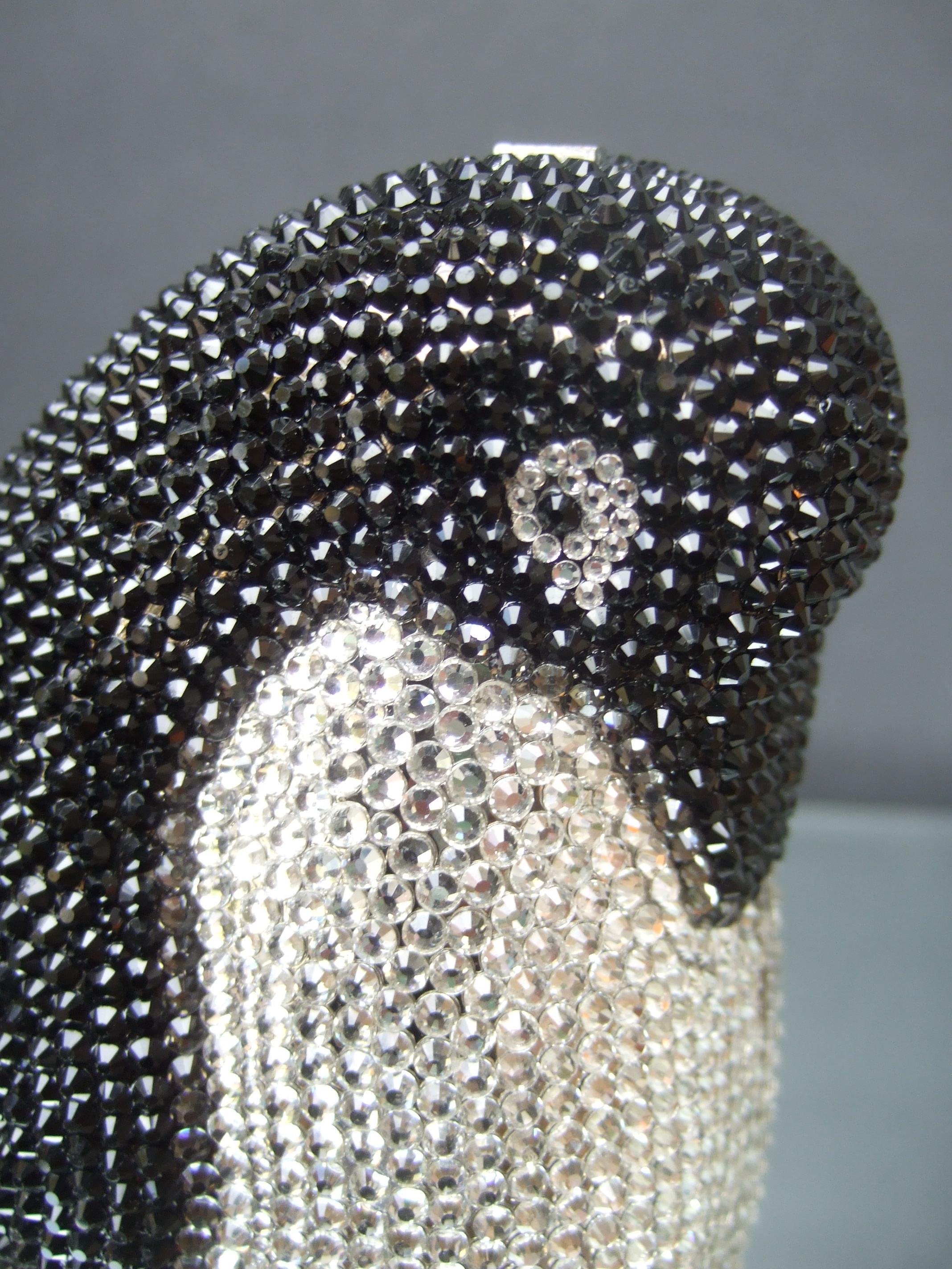 Pingouin incrusté de cristaux scintillants  Sac de soirée c 21e c. Pour femmes en vente