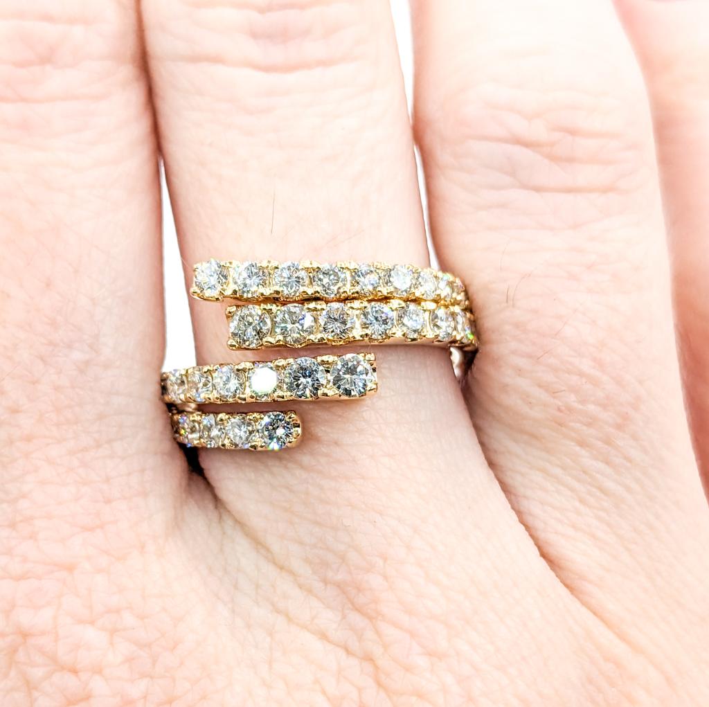 Round Cut Glittering Diamond Bypass Ring in Gold For Sale