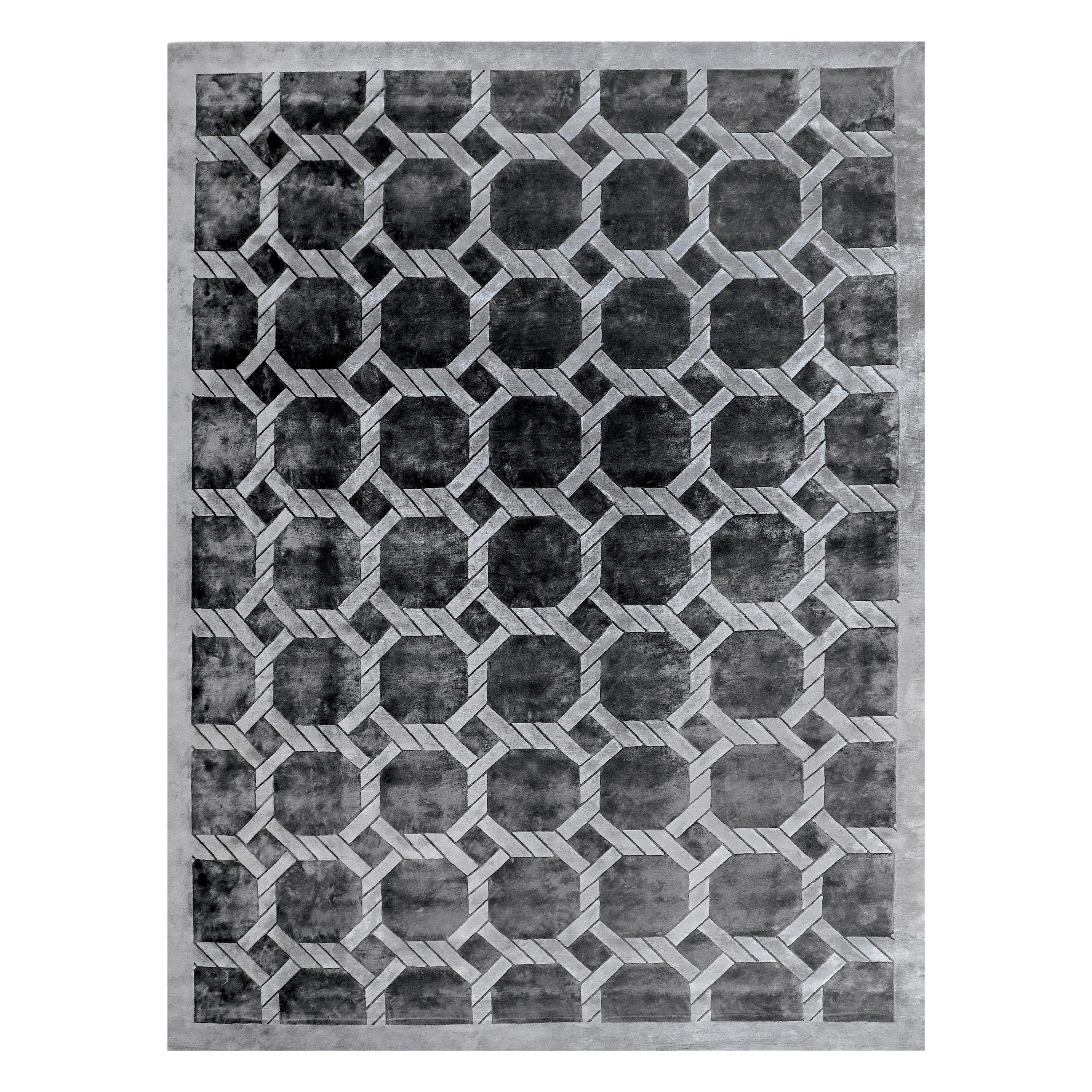 Tappeto di seta geometrico moderno GLITZ annodato a mano nel colore Silver Taupe da Hands in vendita