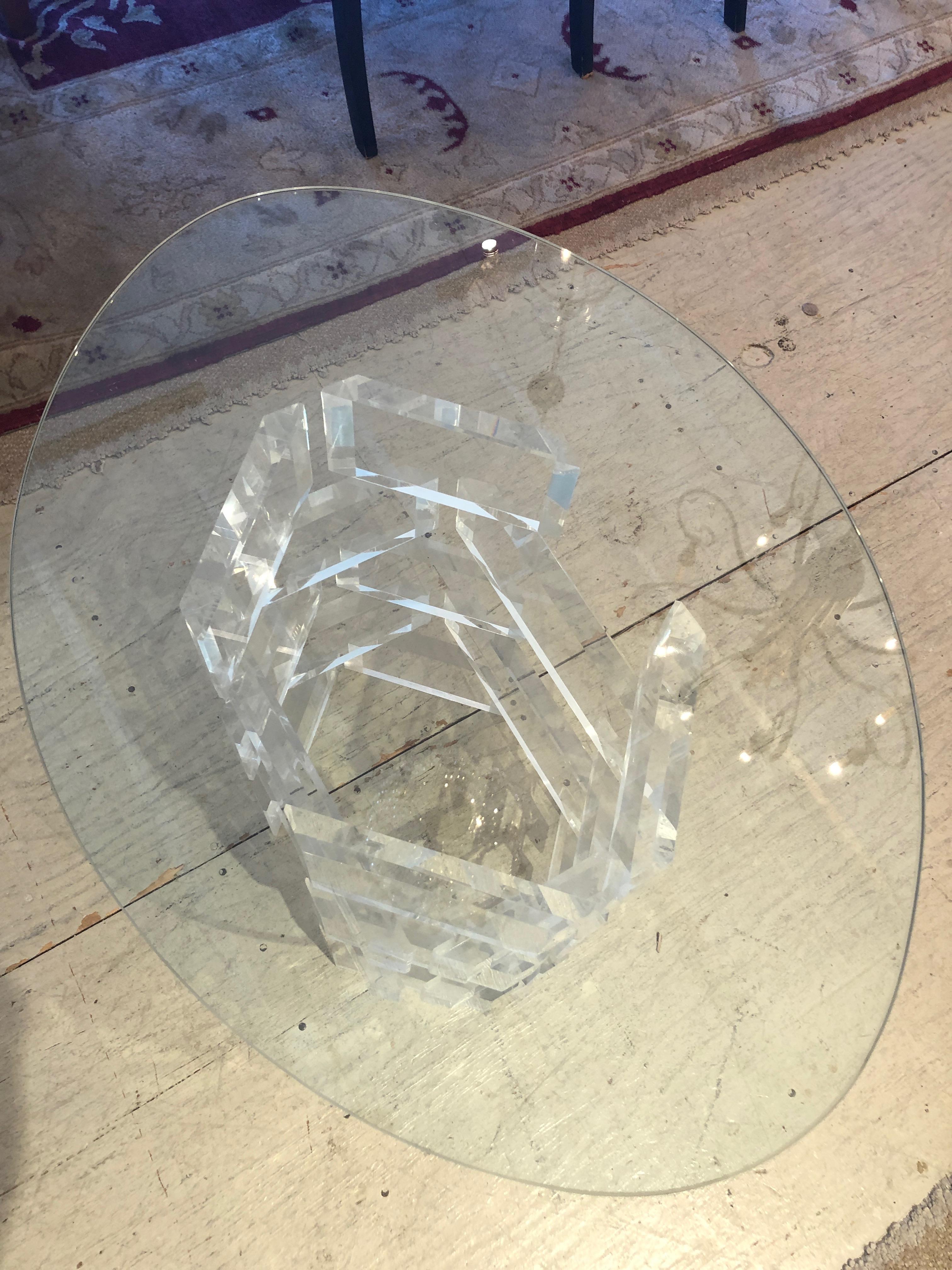 Glitzy Mid-Century Modern Lucite Side Table For Sale 3
