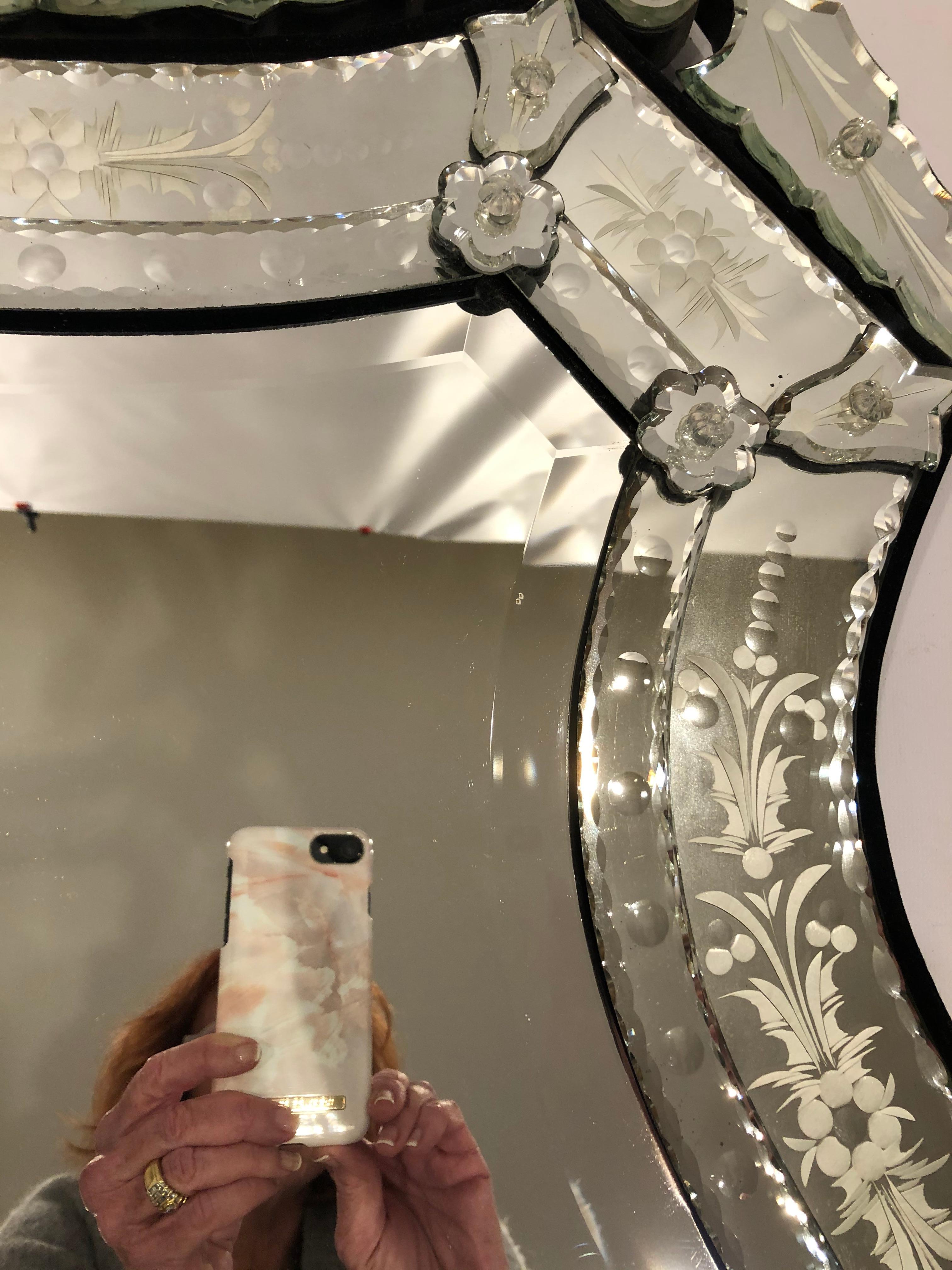 Glitzy Venetian Fancy Etched Wall Mirror In Good Condition For Sale In Hopewell, NJ