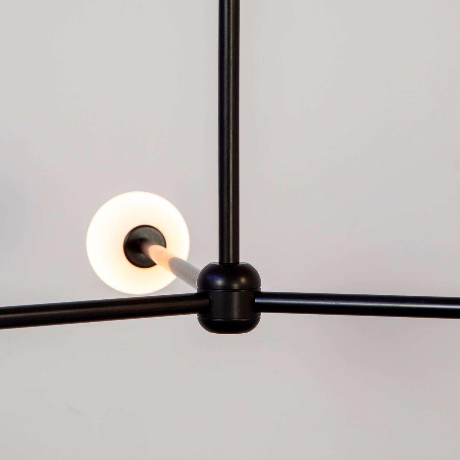 Lustre Globe 3, par RESEARCH Lighting, noir,  Globe en verre de 3 pouces, fabriqué sur commande Neuf - En vente à Brooklyn, NY