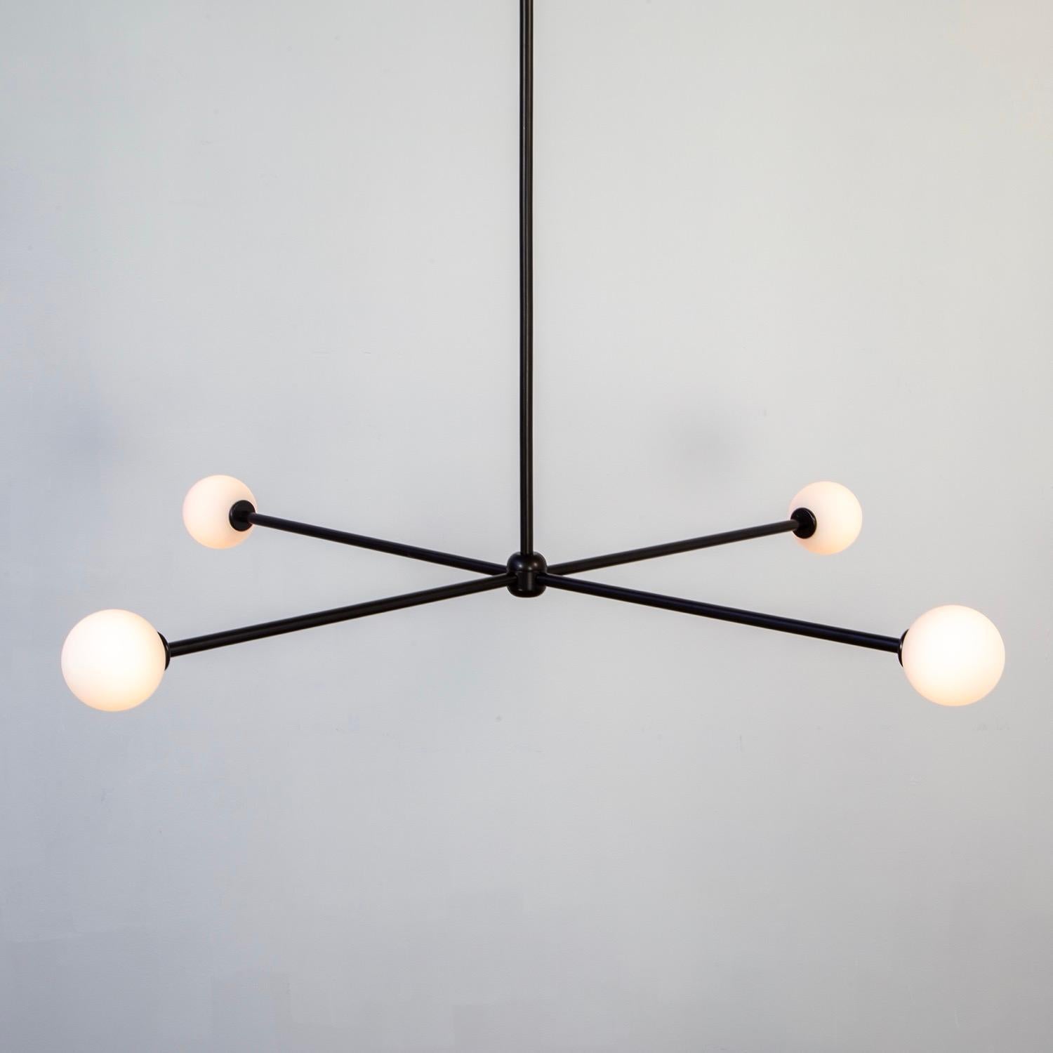 Lustre Globe 4, par RESEARCH Lighting, noir,  Globe en verre de 3 pouces, fabriqué sur commande Neuf - En vente à Brooklyn, NY