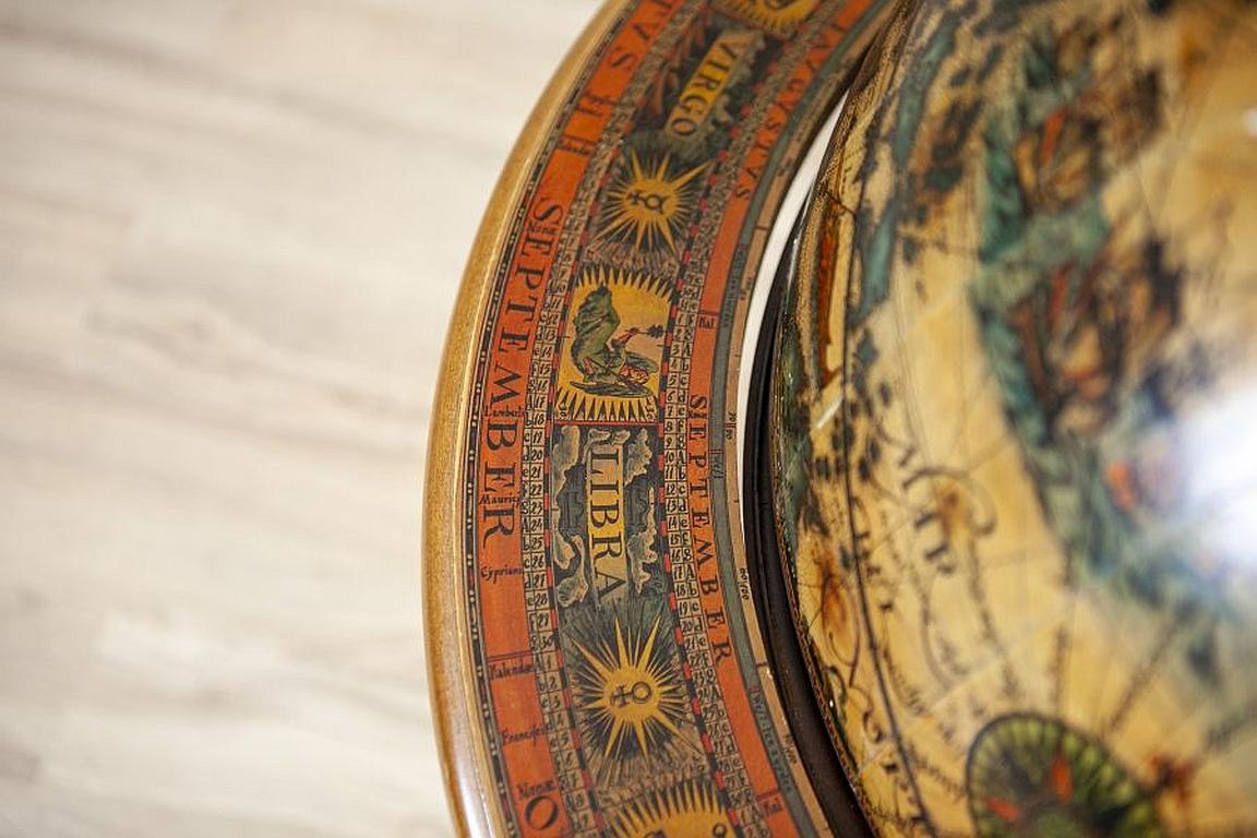 Globe Bar from the Mid-20th Century 9