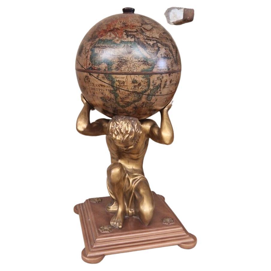 Chariot à boissons globe décoratif Atlas français en vente