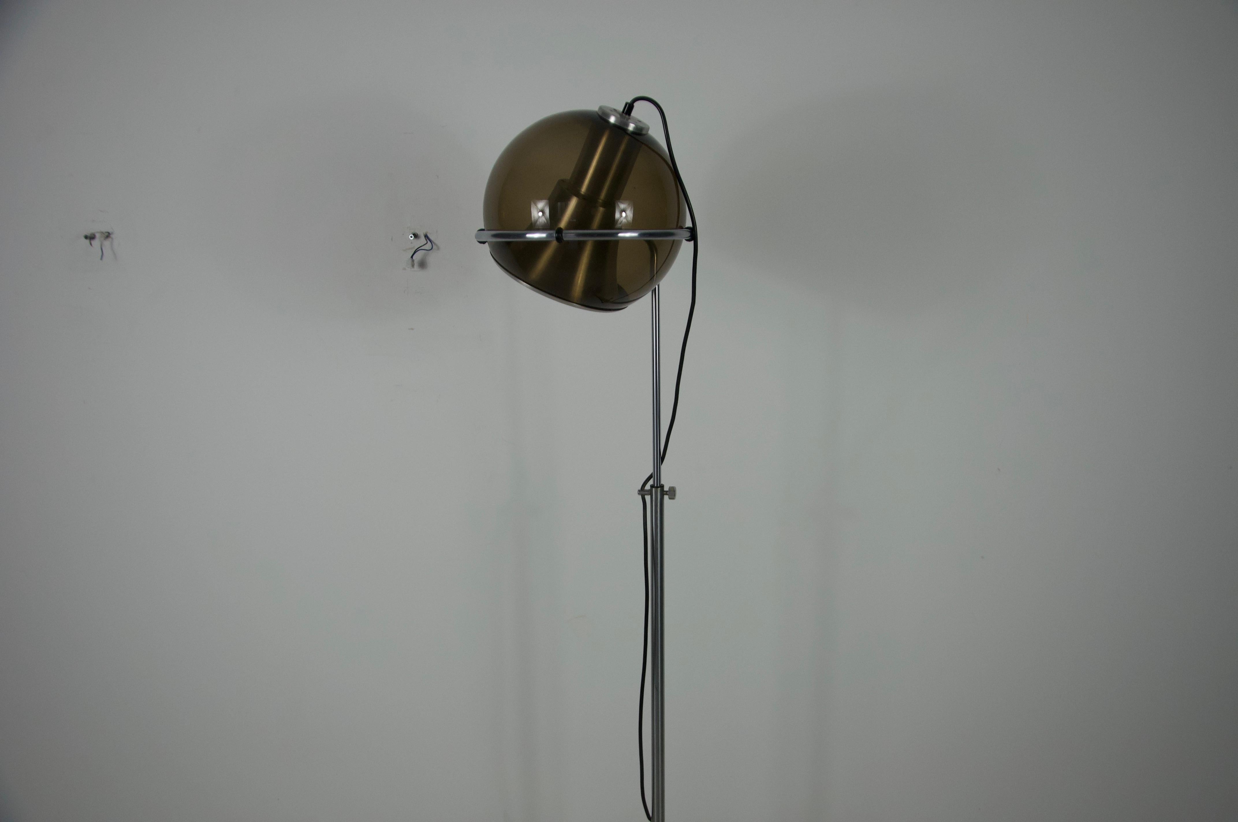 Globus Stehleuchte von Franck Ligtelijn für Raak, 1960er Jahre im Angebot 1
