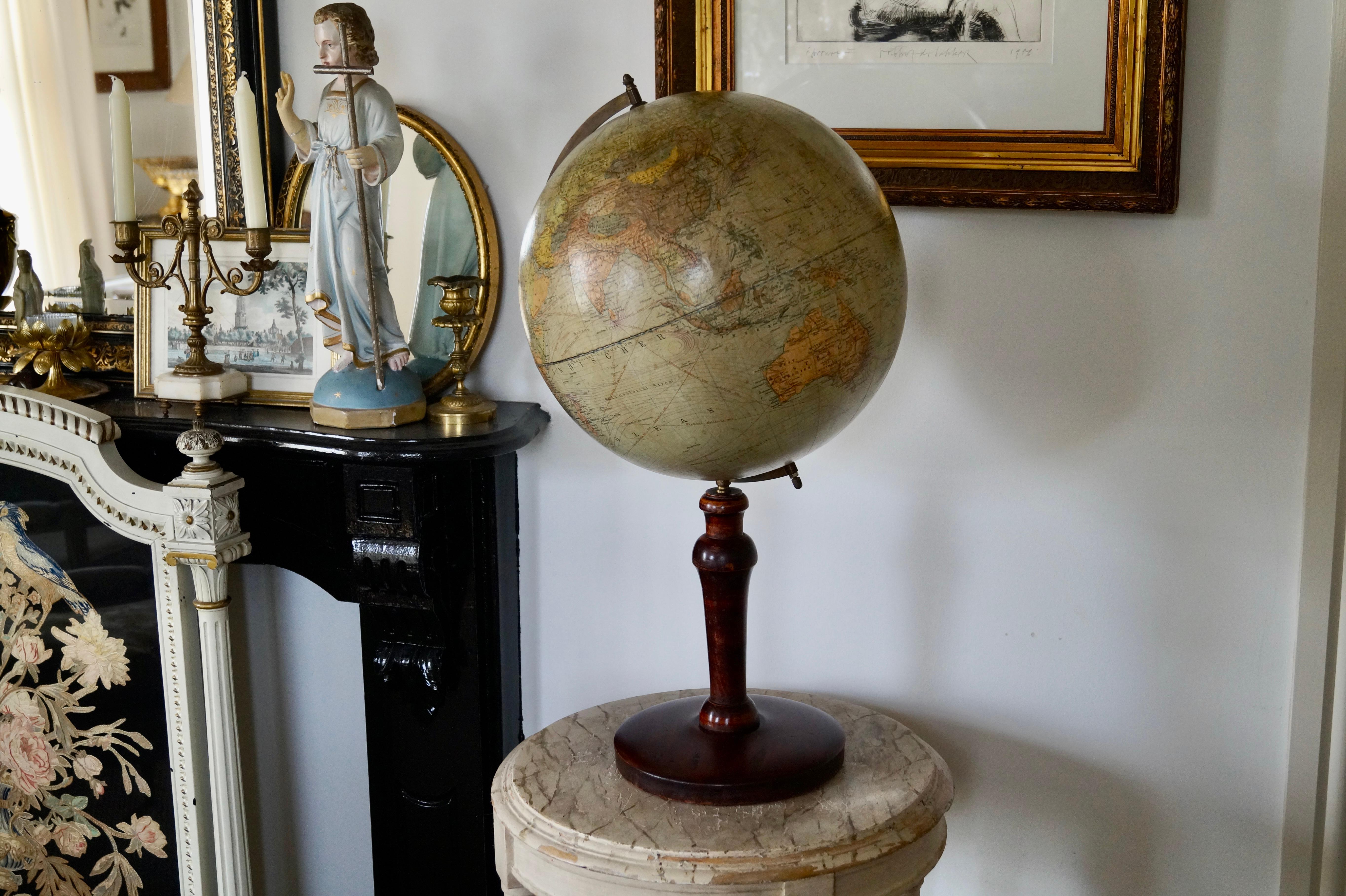 Globe from Dietrich Reimers. Germany 1930's For Sale 4