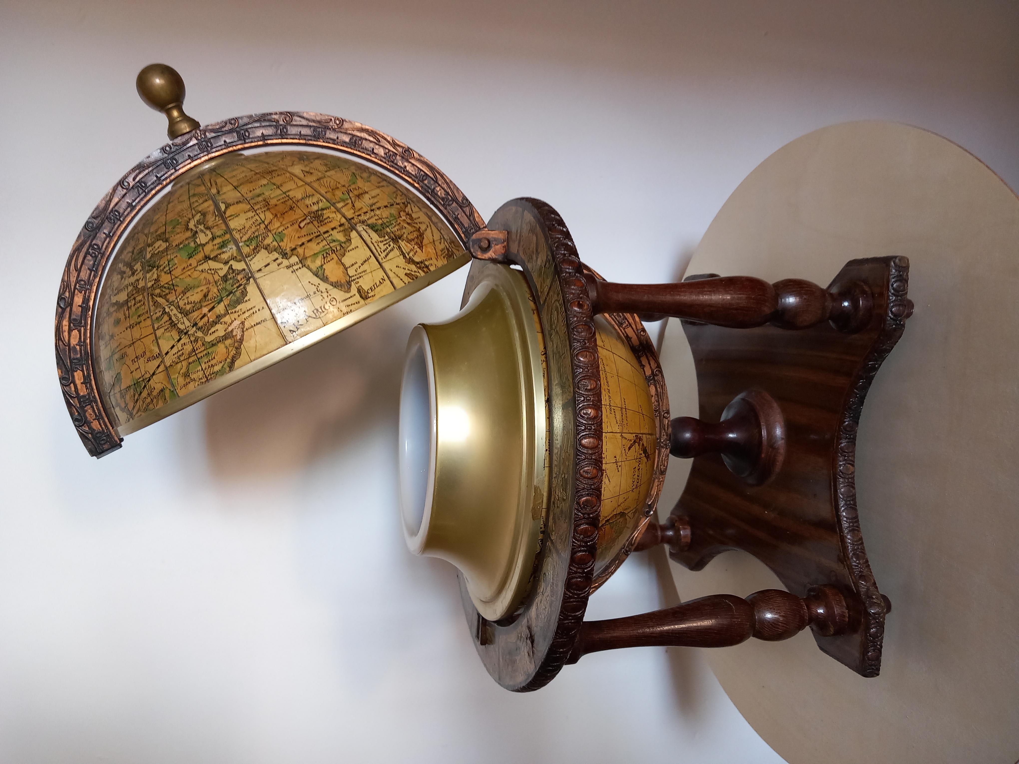 Other  Ice Bucket  Globe  Earth , Large Size Mid 20th Century, 42cm For Sale