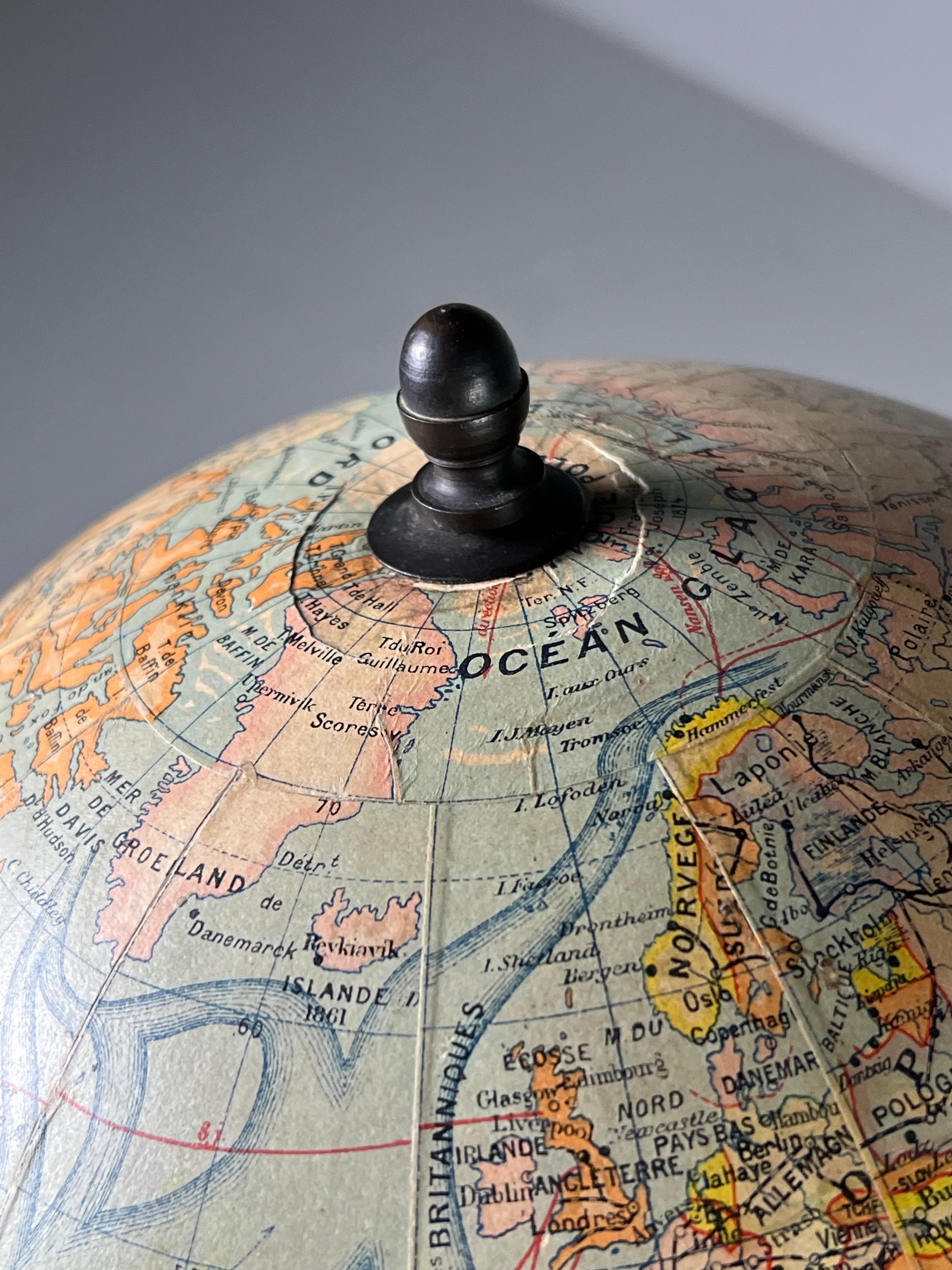 Globe J Wald Paris, Globe (Eichenholz) im Angebot