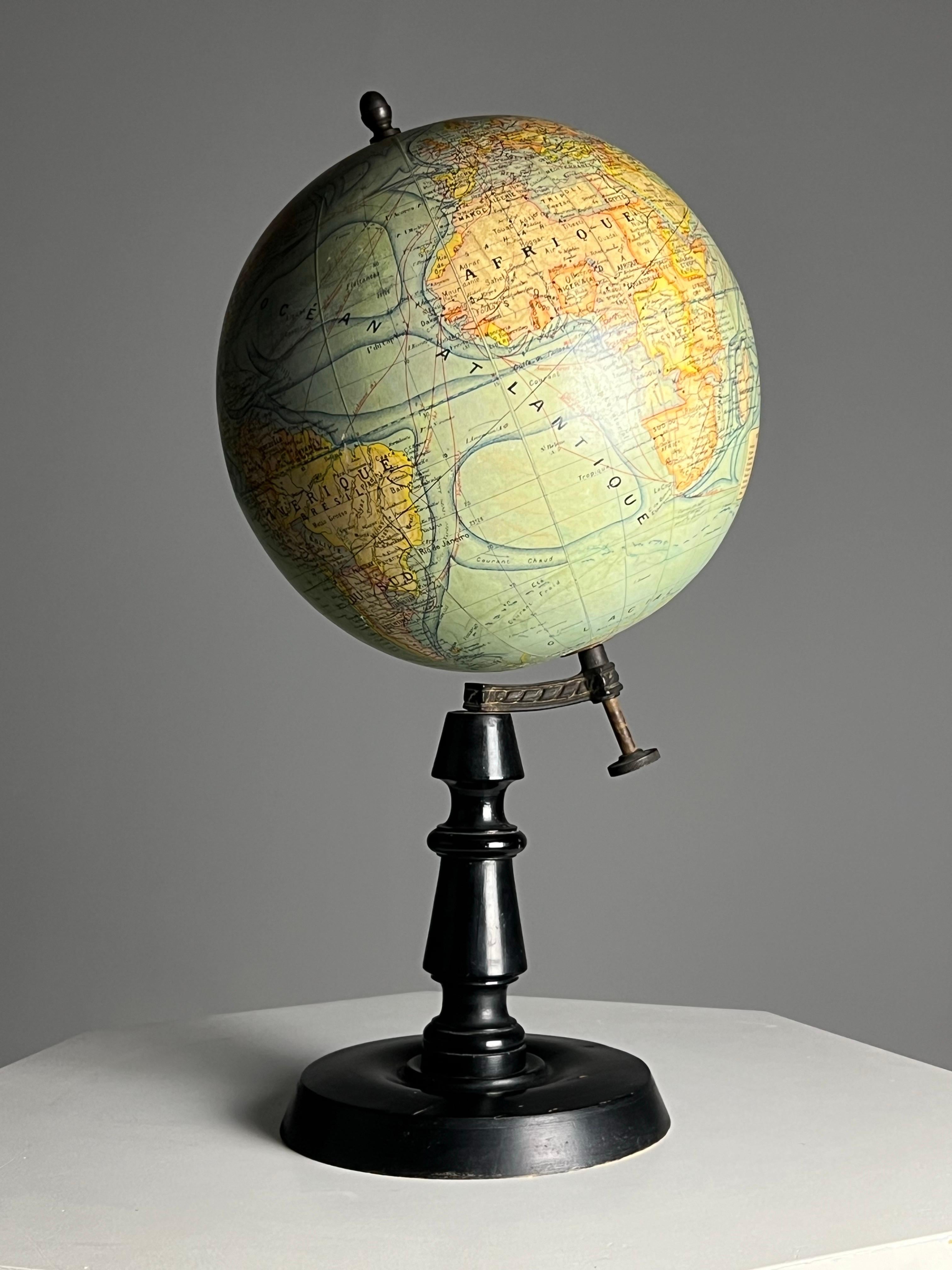 Globe J Wald Paris, Globe im Angebot 4