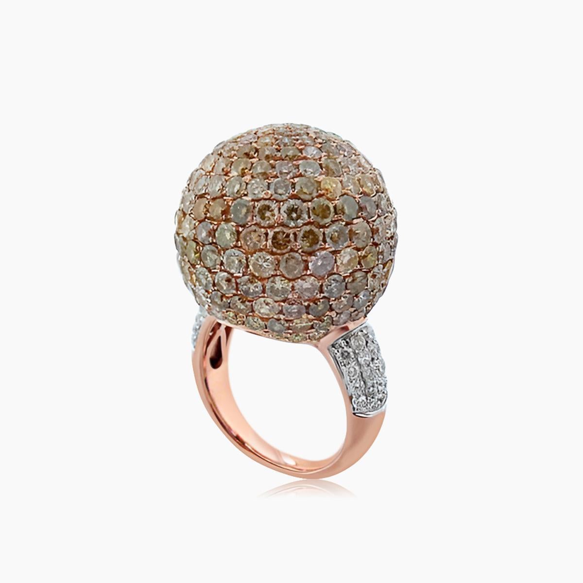 Couleur : or rose 18K
Matériaux :
