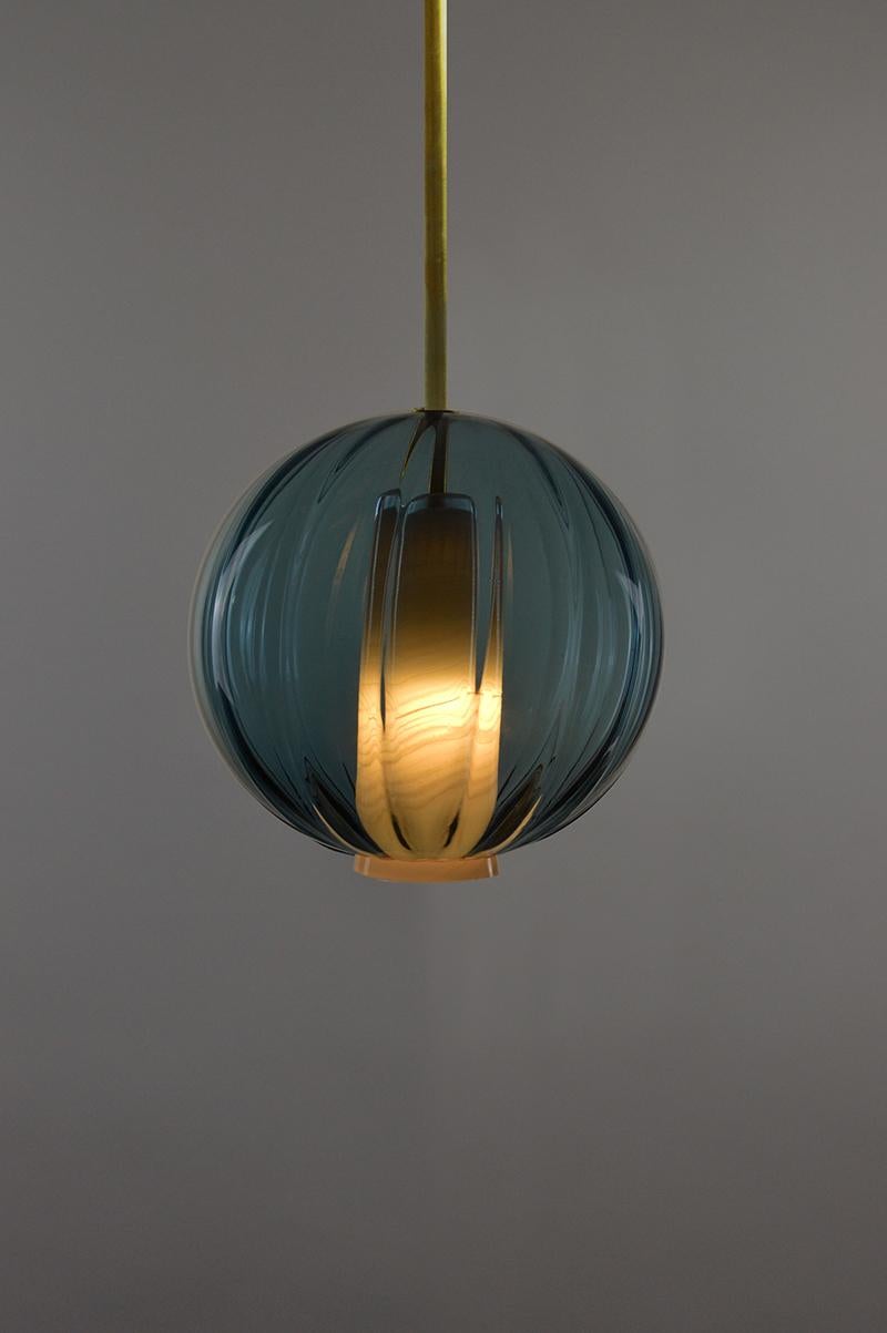 Globe pendant by Atelier George
One of a kind
Dimensions: Ø 24 cm
stem length : 300
Materials: Handblown glass, brass
230/240 Volts 50-60 Hz 3 Watt

All our lamps can be wired according to each country. If sold to the USA it will be wired for