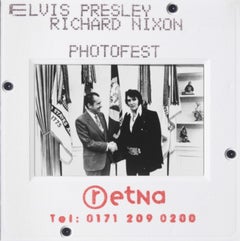 Elvis Presley Shaking Hands mit Richard Nixon -  Limitierte Auflage Druck 