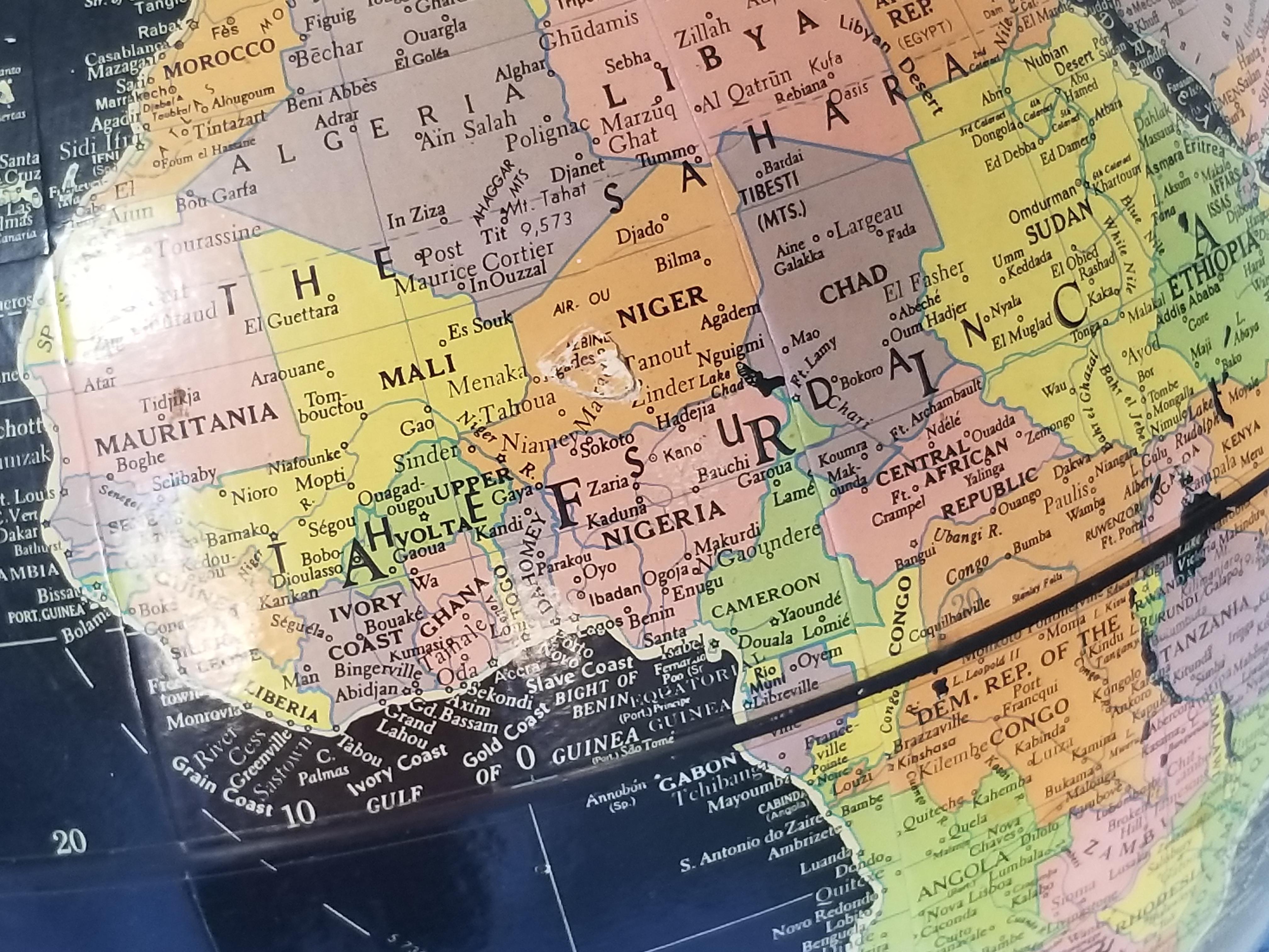 Globe Replogle Midcentury Black with Chrome Base 9