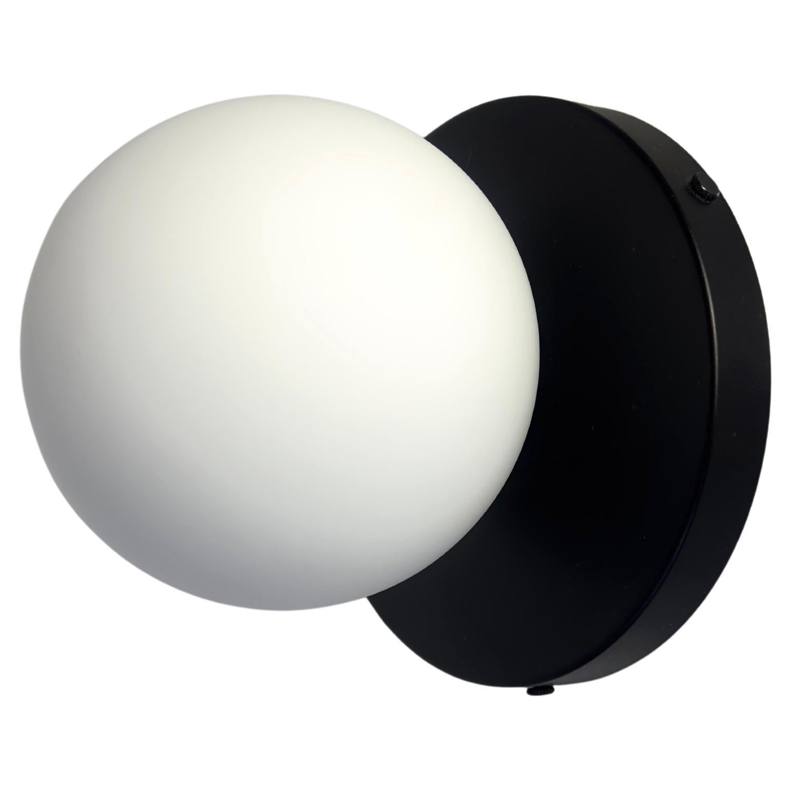 Lampada a globo di Research.Lighting, nera, globo di vetro da 5 pollici, seconda di fabbrica