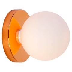Globe Sconce di Research.Lighting, Rame Lucido, Vetro 5in, In magazzino