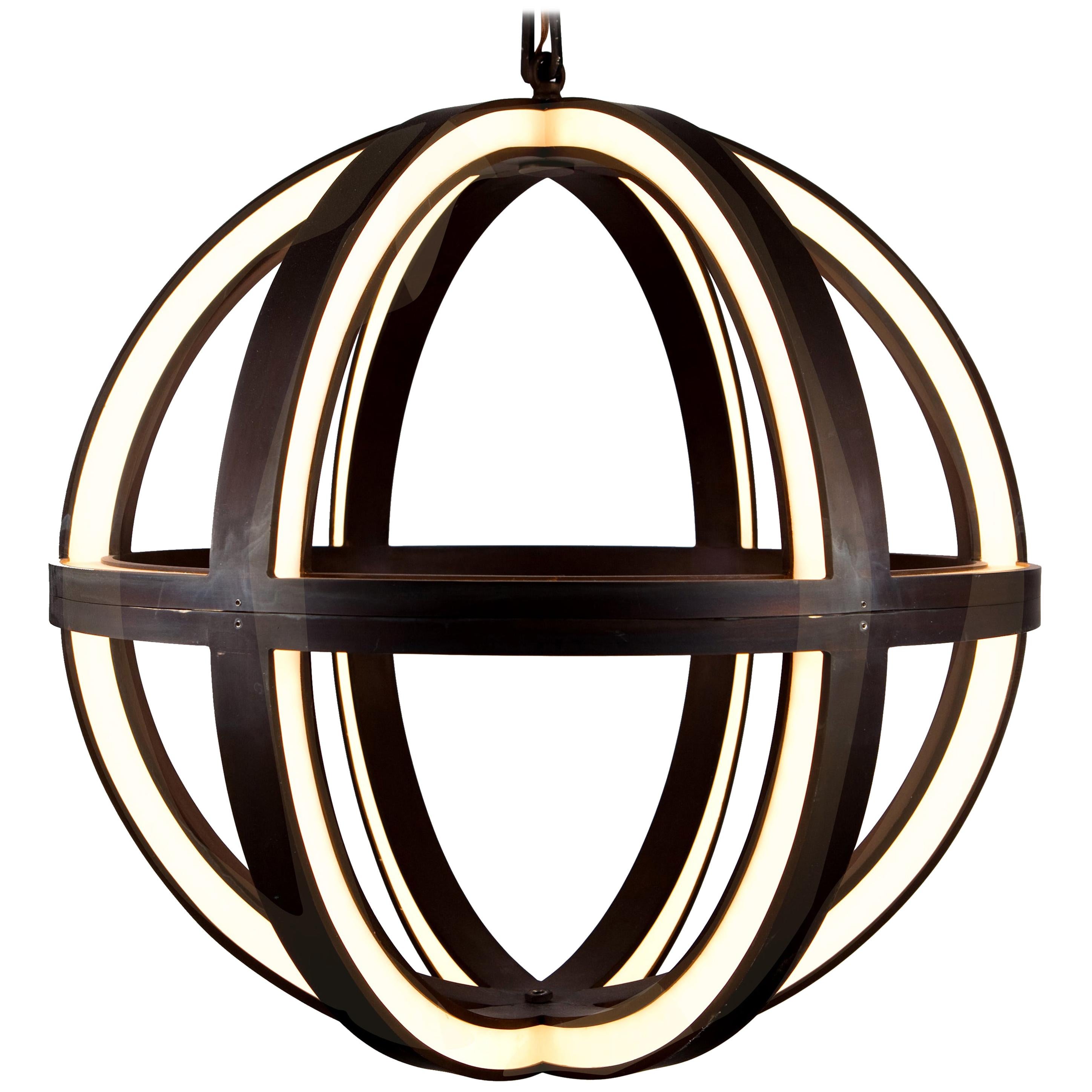Petit luminaire à suspension Globe créé par l'Atelier Boucquet