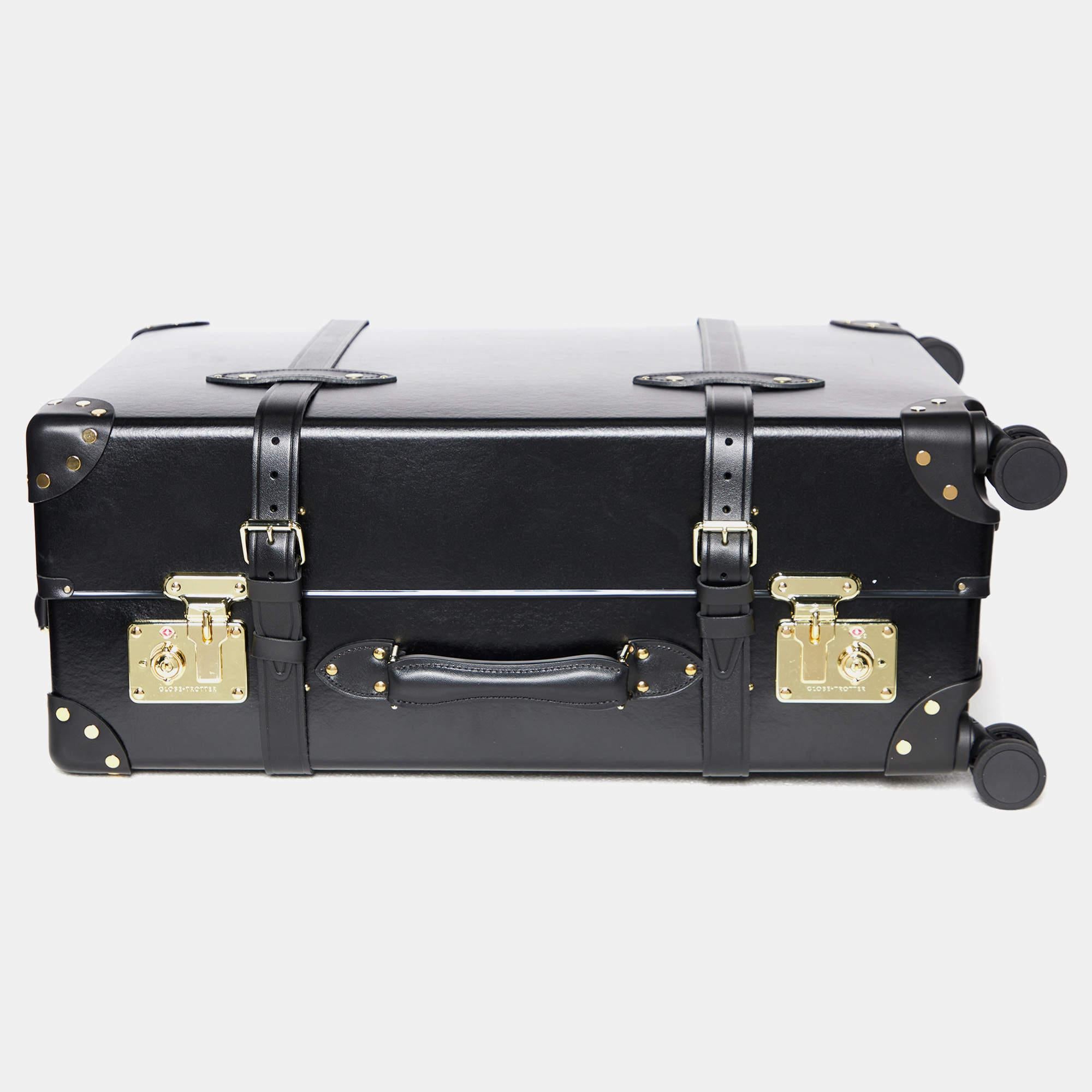 Globus Trotter Schwarzes Faserband und Leder Centenary Carry On Suitcase 1
