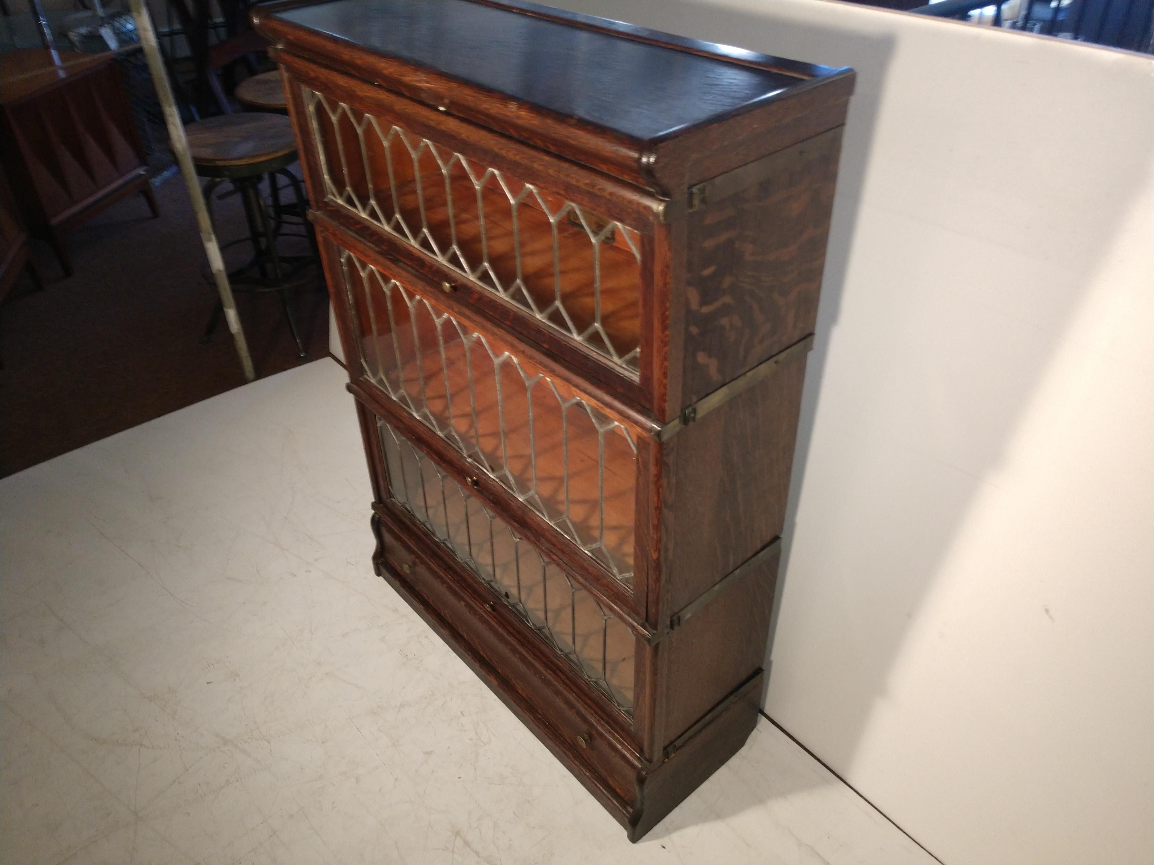 American Globe Weinecke Leaded Glass 5 Section Barrister Bookcase
