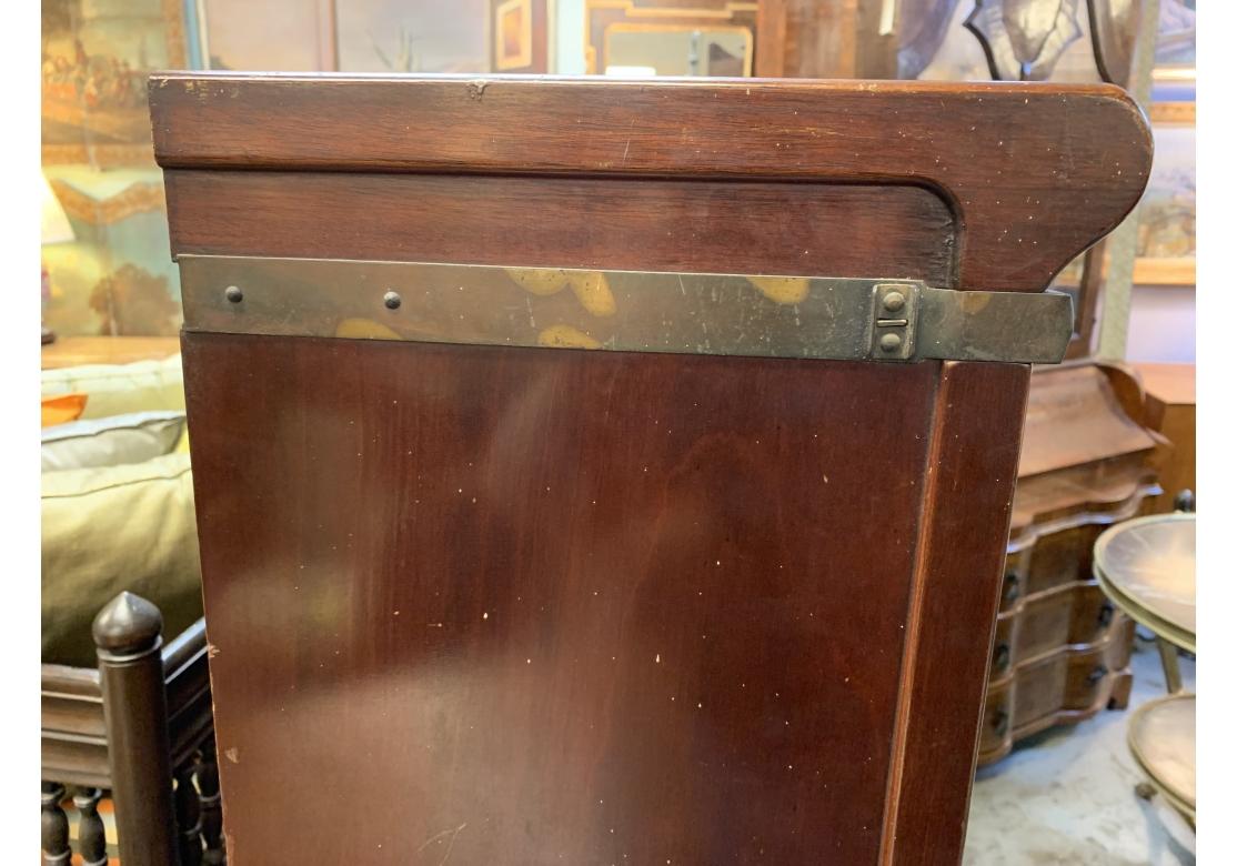 Globe Wernicke 4 Stack Barrister Sectional Bookcase With Leaded Glass Doors #2 (Bibliothèque sectionnelle avec portes en verre au plomb) en vente 4