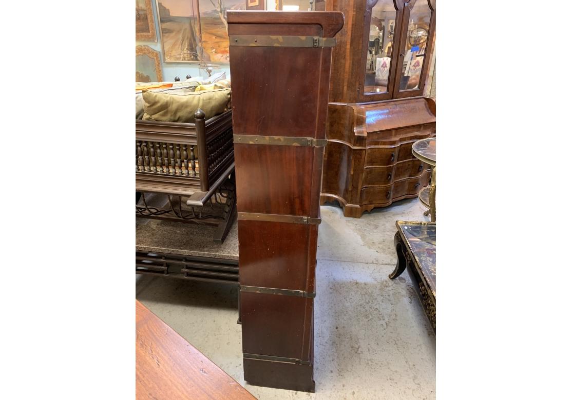 Globe Wernicke 4 Stack Barrister Sectional Bookcase With Leaded Glass Doors #2 (Bibliothèque sectionnelle avec portes en verre au plomb) en vente 5