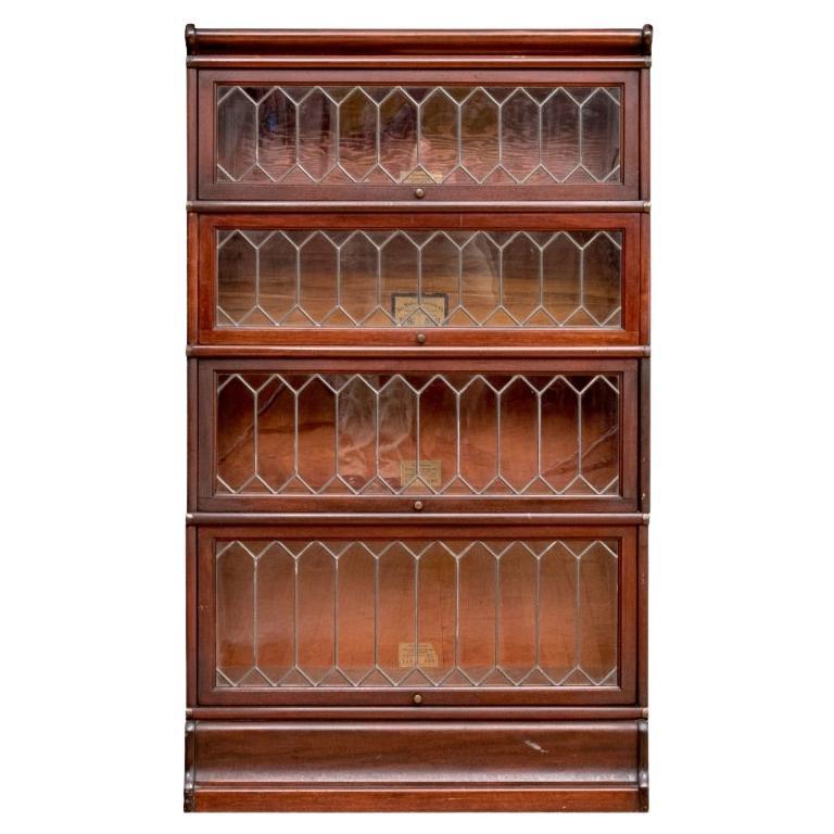 Globe Wernicke 4 Stack Barrister Sectional Bookcase With Leaded Glass Doors #2 (Bibliothèque sectionnelle avec portes en verre au plomb) en vente
