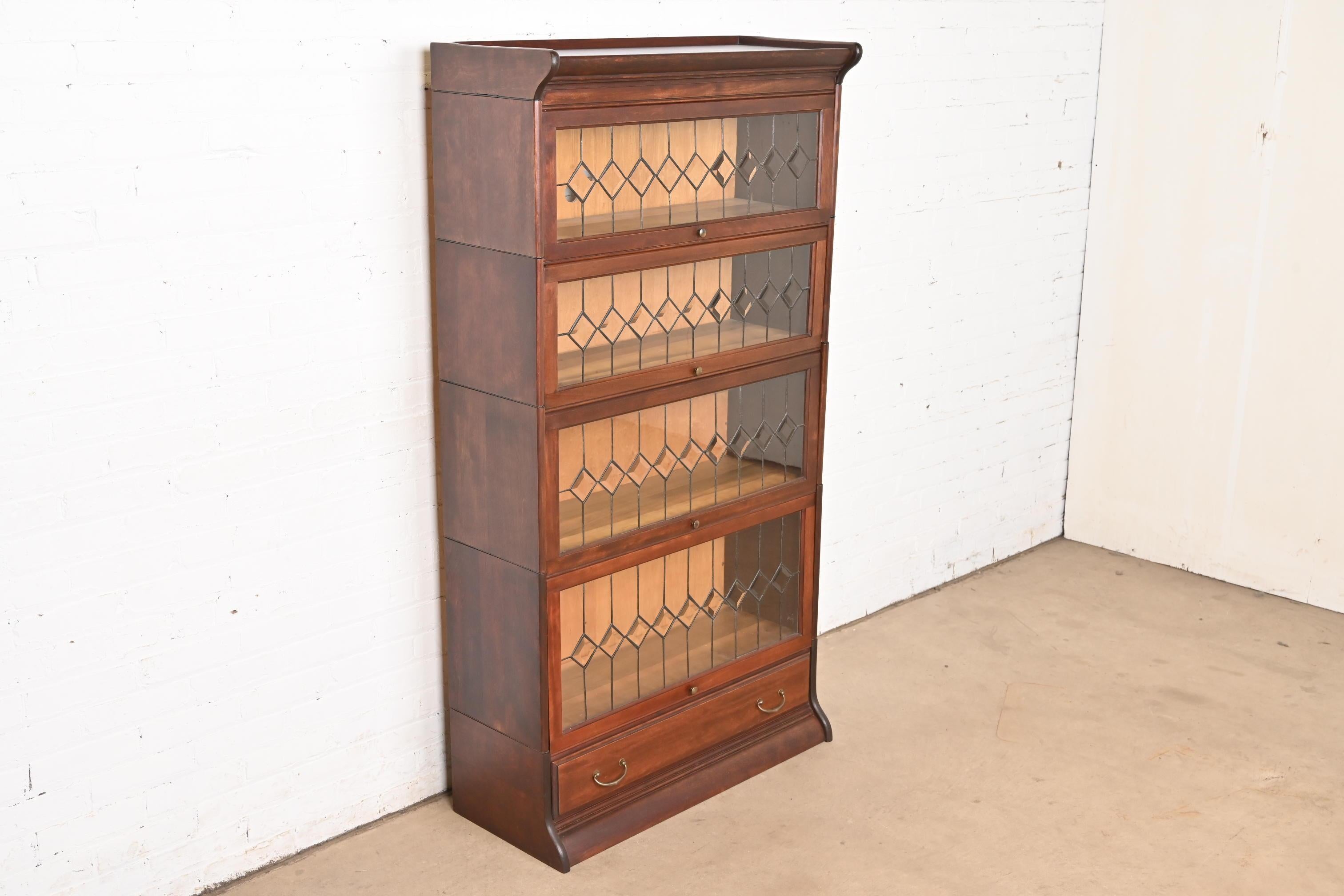 Globe Wernicke Antique Arts & Crafts Mahogany Four-Stack Barrister Bookcase In Good Condition For Sale In South Bend, IN