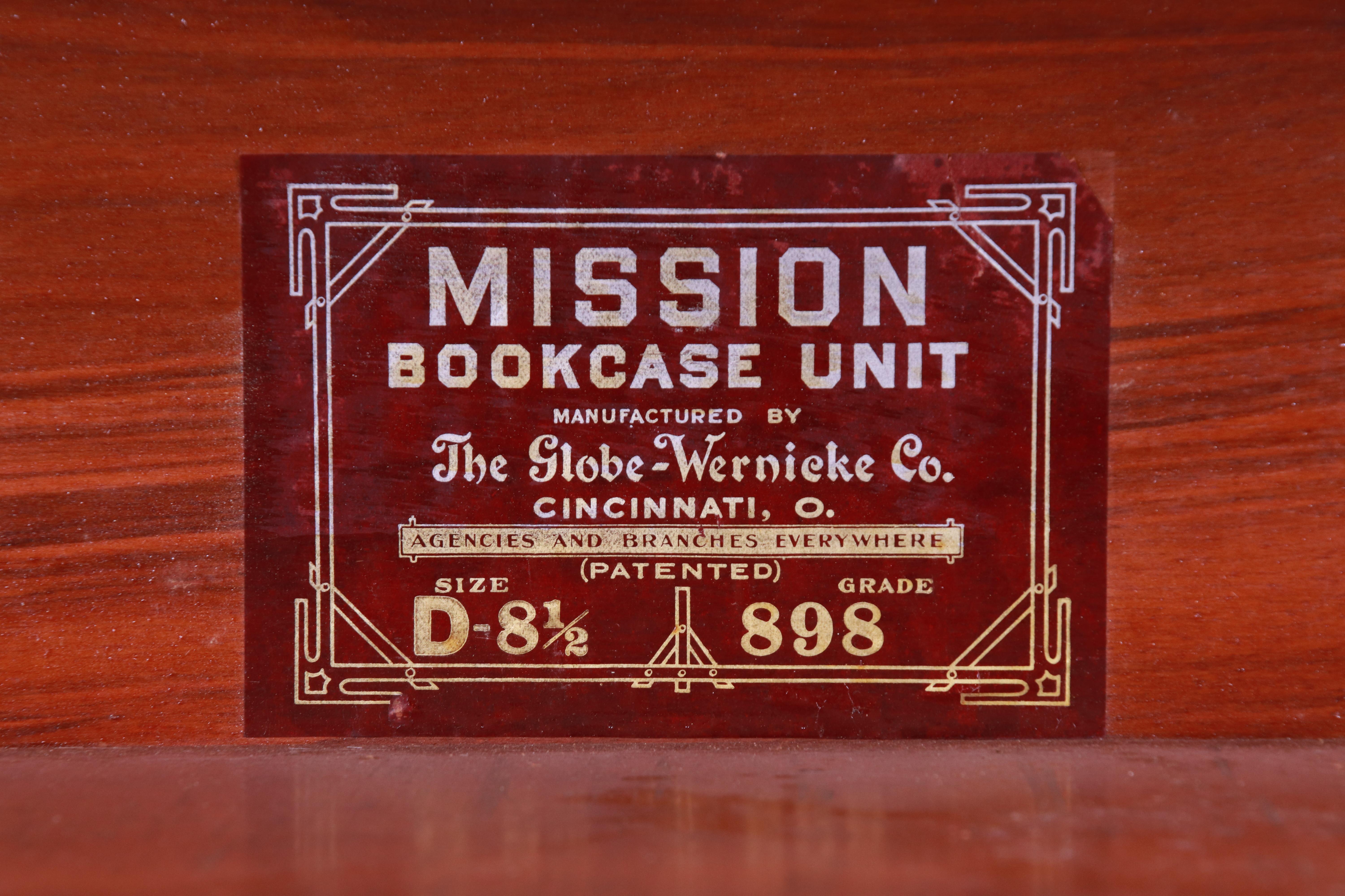 Globe Wernicke Antique Mission Oak Three-Stack Leaded Glass Barrister Bookcase 9