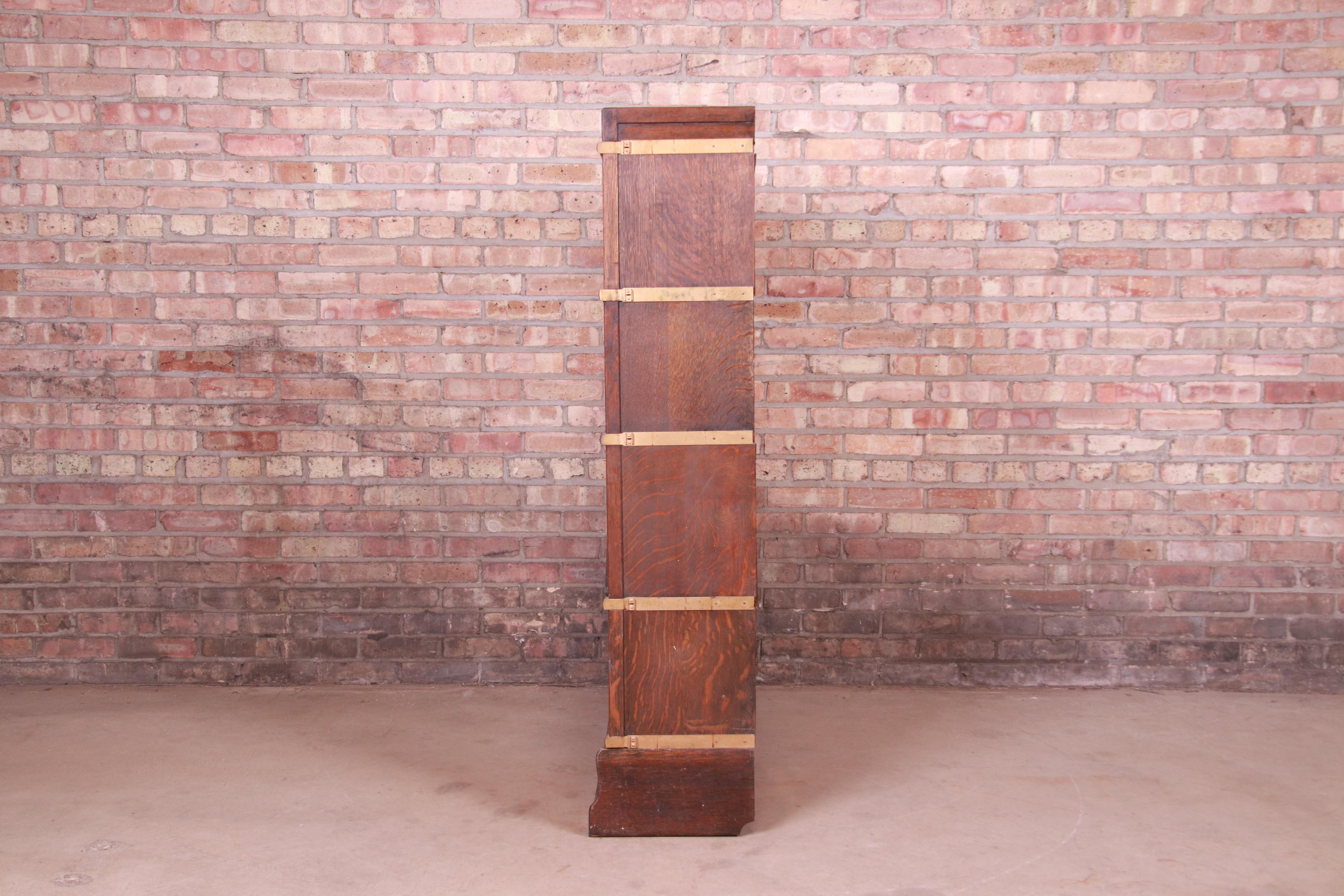 Globe Wernicke Antique Oak Four-Stack Barrister Bookcase, circa 1920s In Good Condition In South Bend, IN
