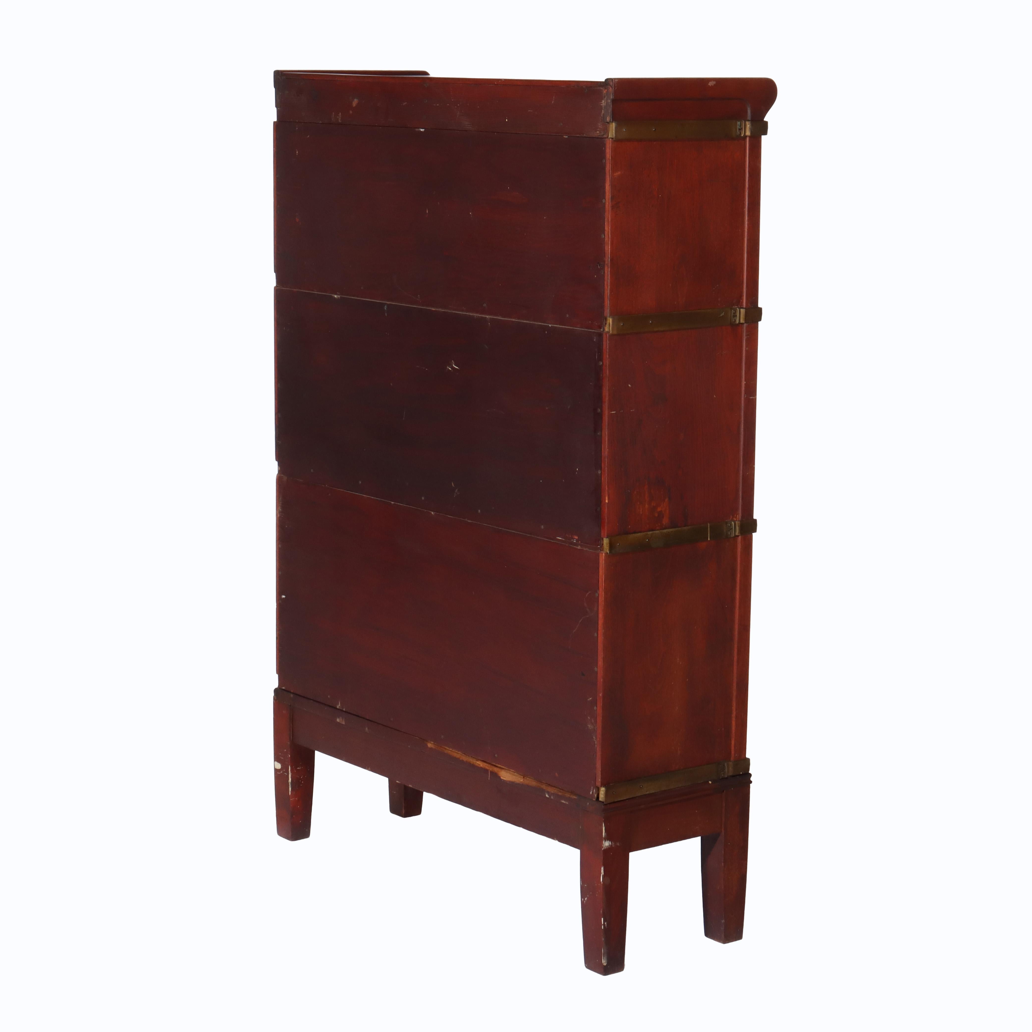 Globe Wernicke Arts & Crafts Acajou et verre au plomb Bibliothèque d'avocat c1920 en vente 5