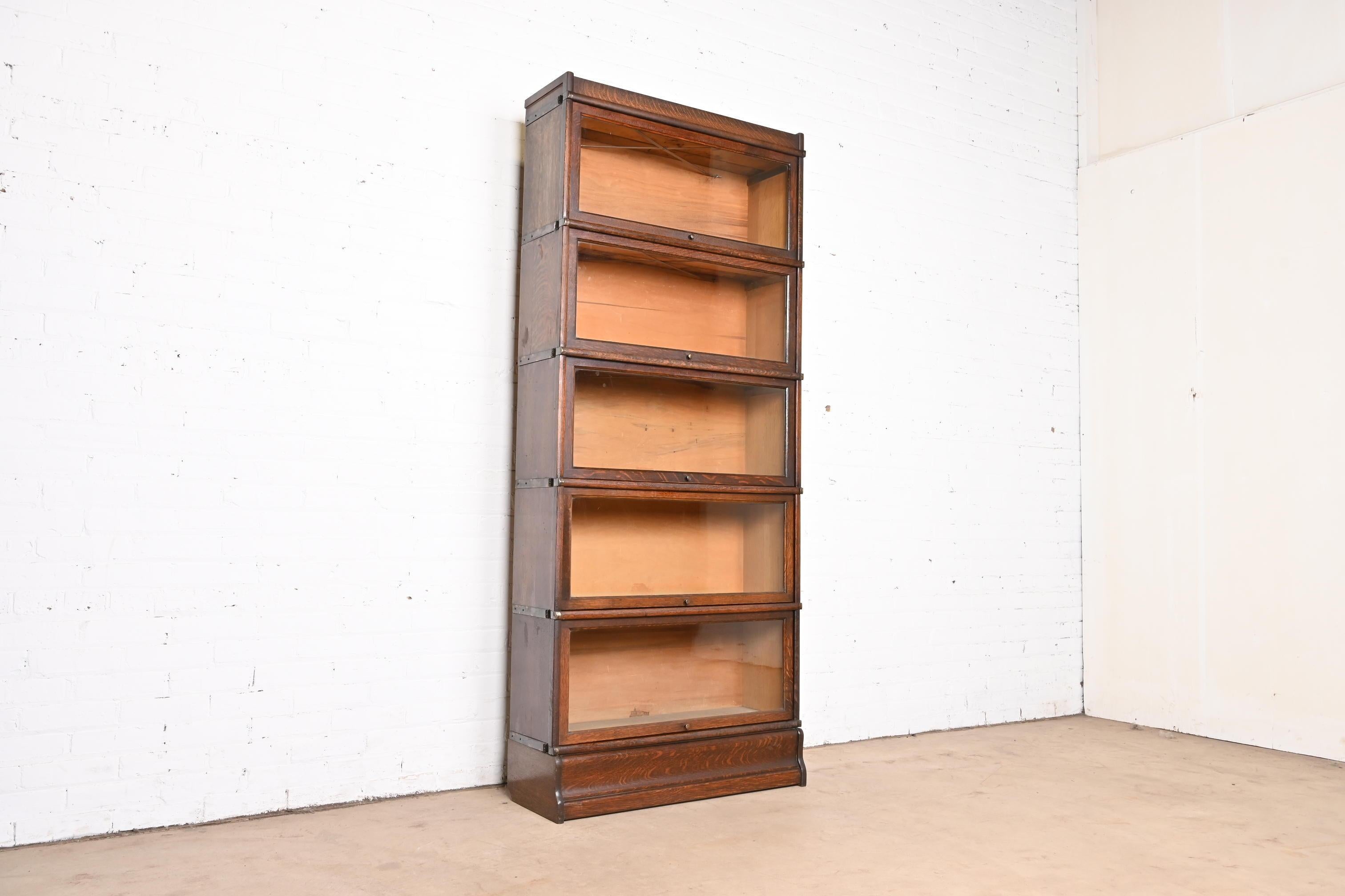 Brass Globe Wernicke Arts & Crafts Oak Five-Stack Barrister Bookcase, Circa 1920s