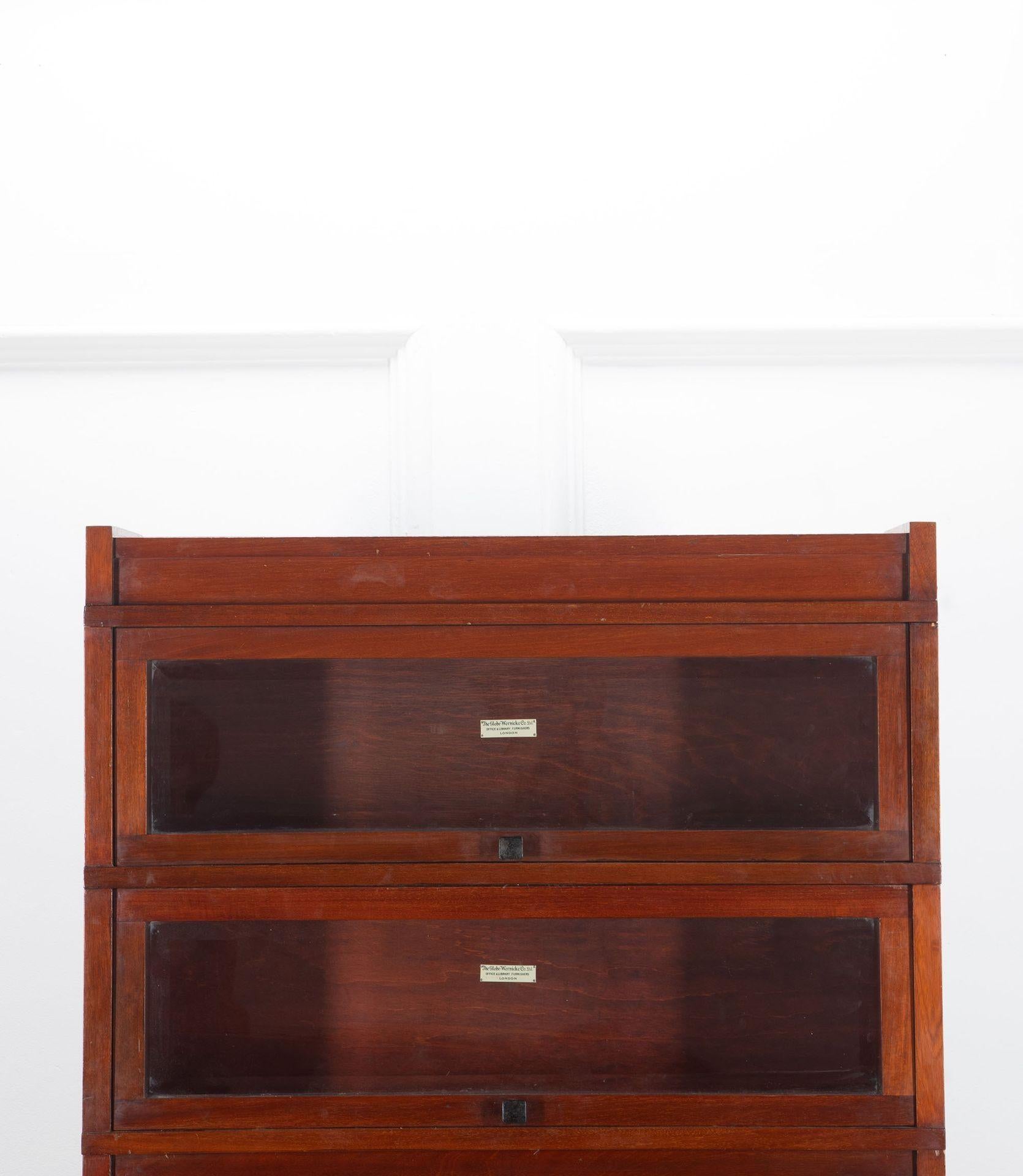 Globe Wernicke Bücherregal Display Unit im Angebot 5