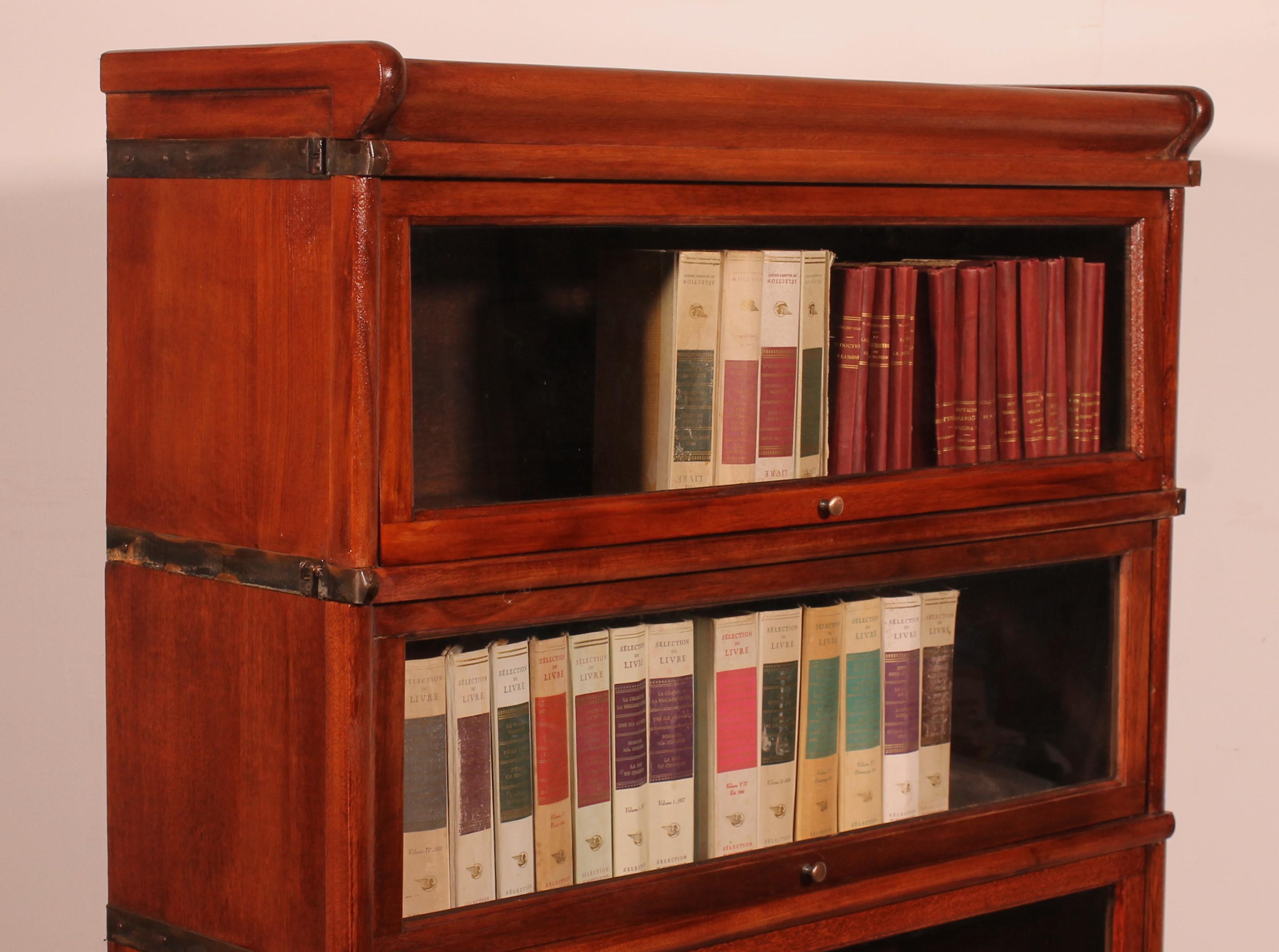 19th Century Globe Wernicke Bookcase In Mahogany Of 3 Elements For Sale