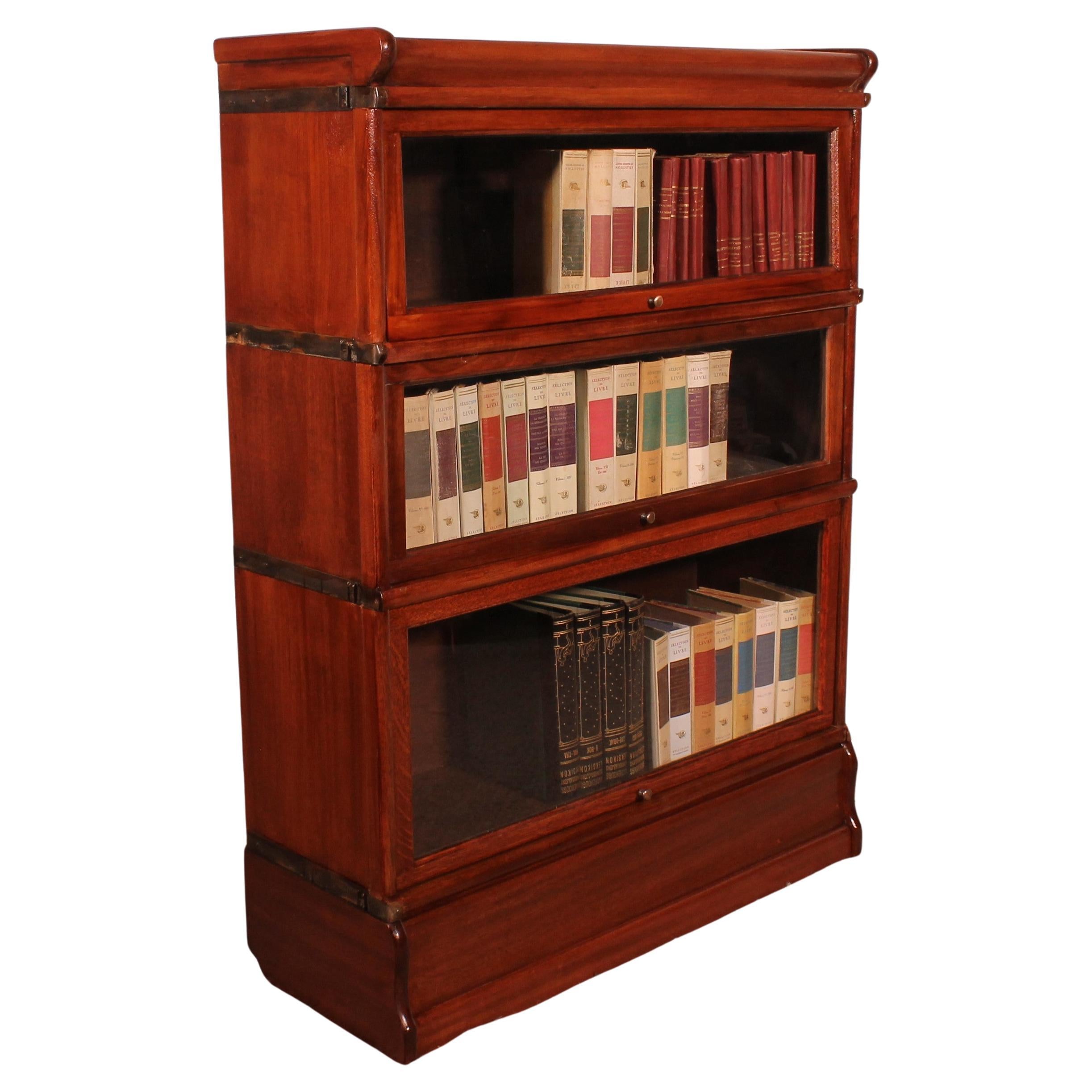 Globe Wernicke Bookcase In Mahogany Of 3 Elements For Sale