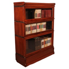 Used Globe Wernicke Bookcase In Mahogany Of 3 Elements