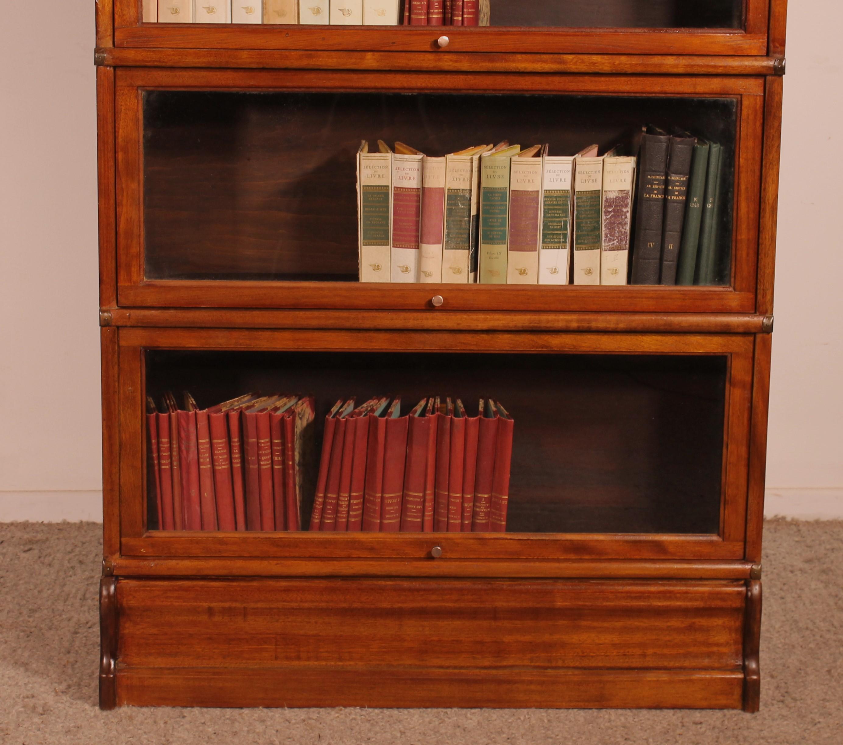 Globe Wernicke Bookcase In Mahogany Of 4 Elements In Good Condition For Sale In Brussels, Brussels