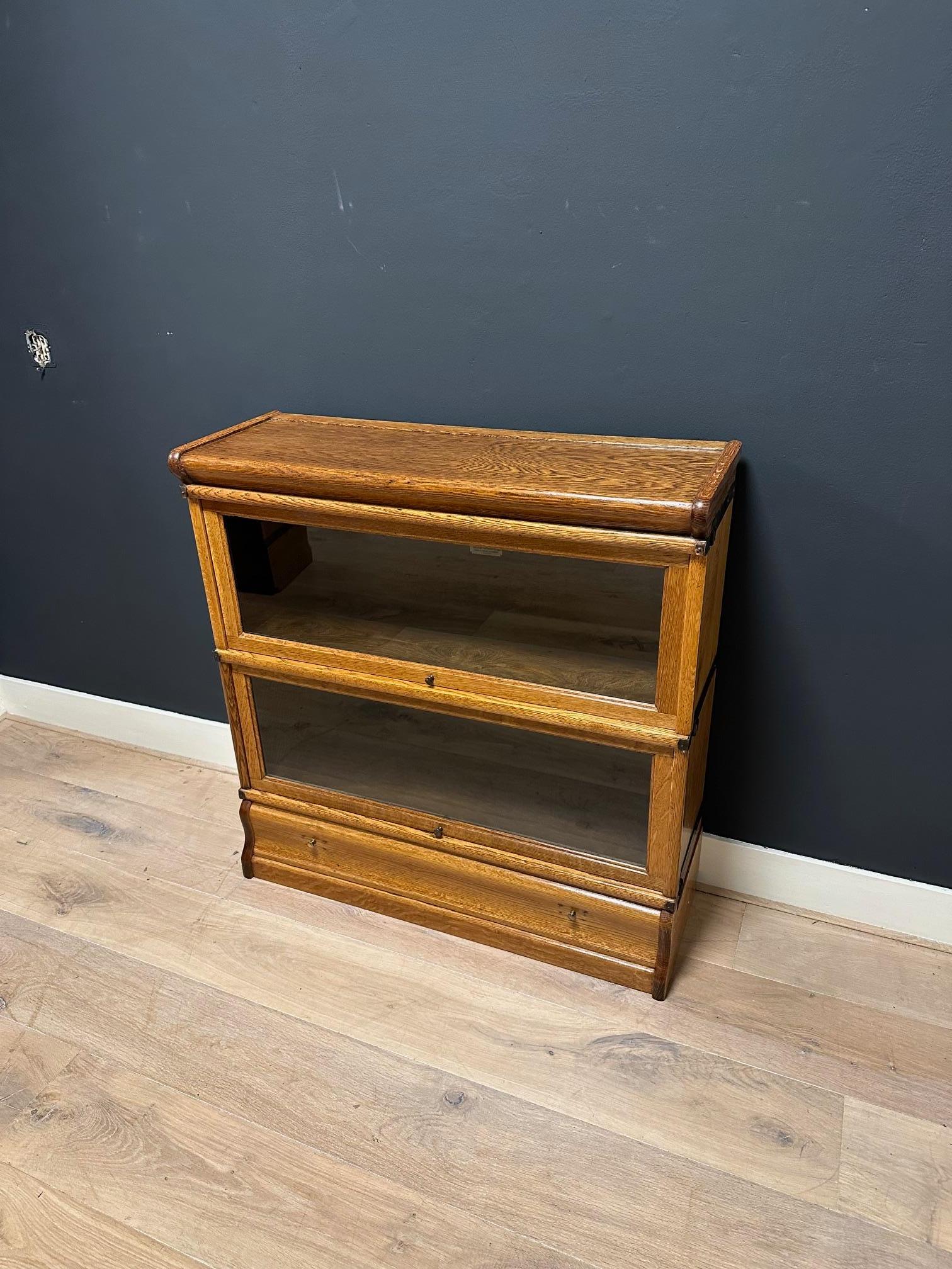 Libreria Globe Wernicke / Libreria girevole in vendita 1