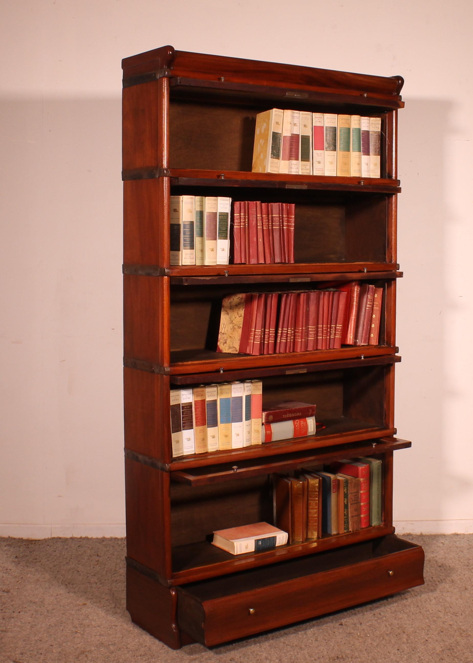 XIX secolo Globe Wernicke Libreria in mogano a 5 elementi con cassetto in vendita